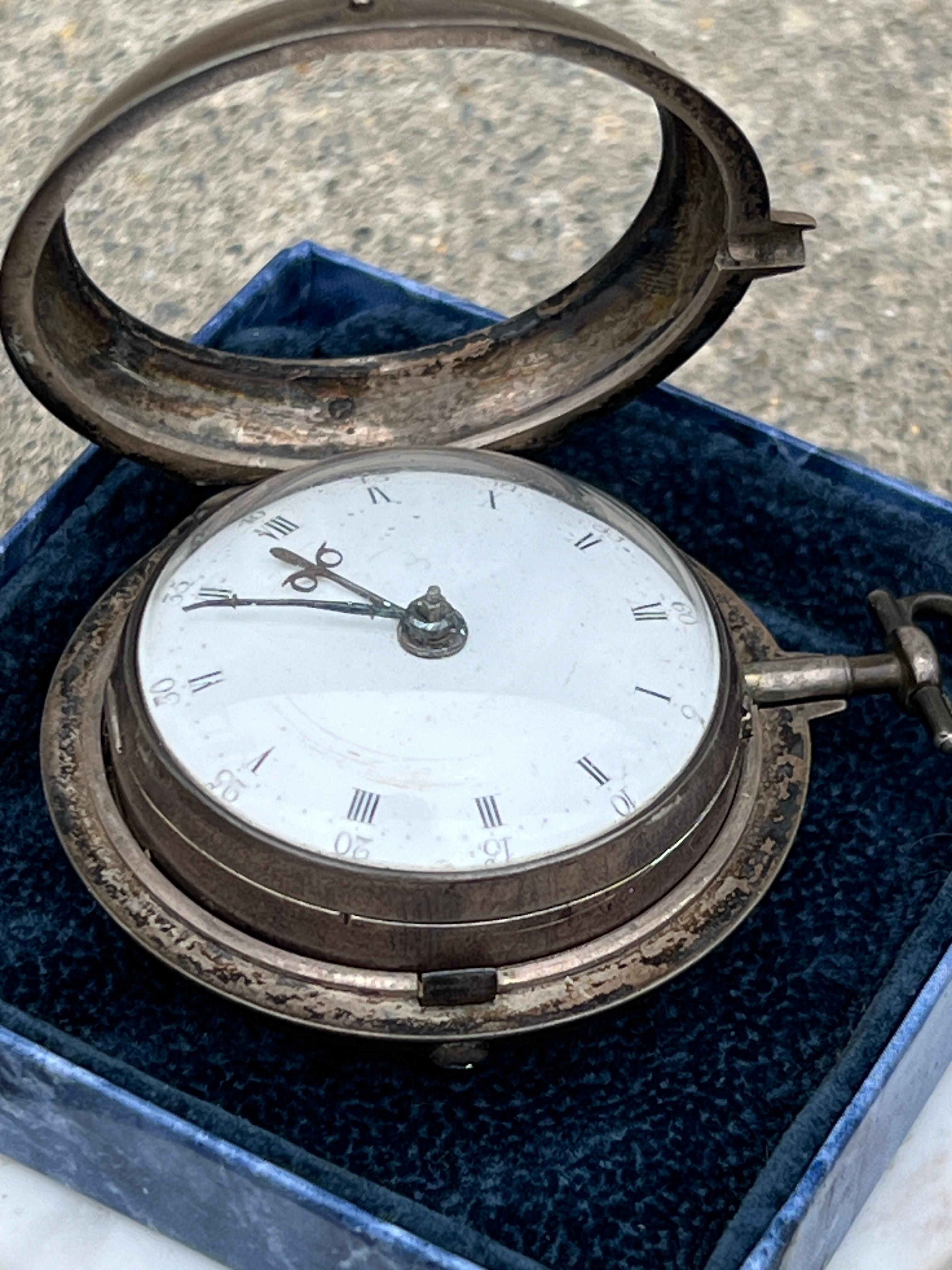 pocket watch color street
