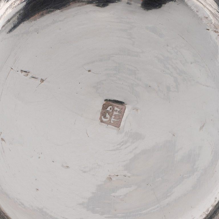 Jarra con tapa de plata georgiana Londres 1791 en venta 3