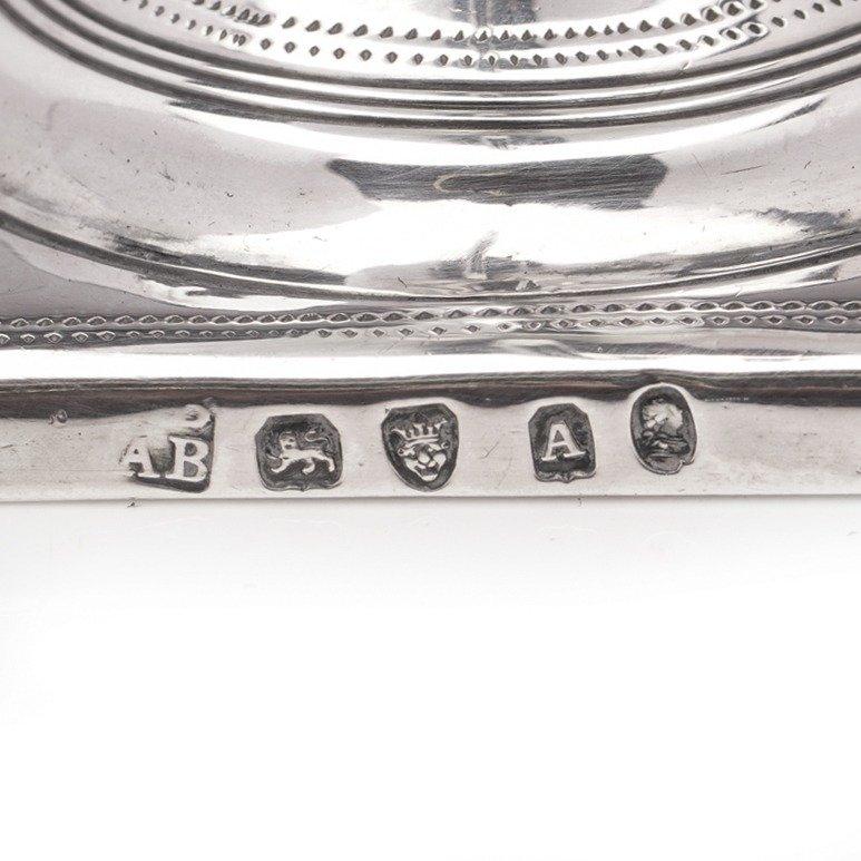 Lechera georgiana de plata sobre base cuadrada finales del siglo XVIII en venta