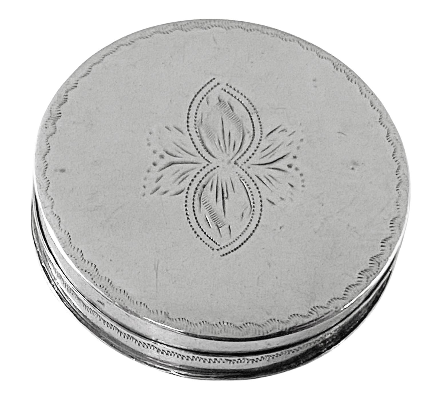 Boîte à pilules ou plaquée en argent géorgien Birmingham 1793 Joseph Taylor Unisexe en vente