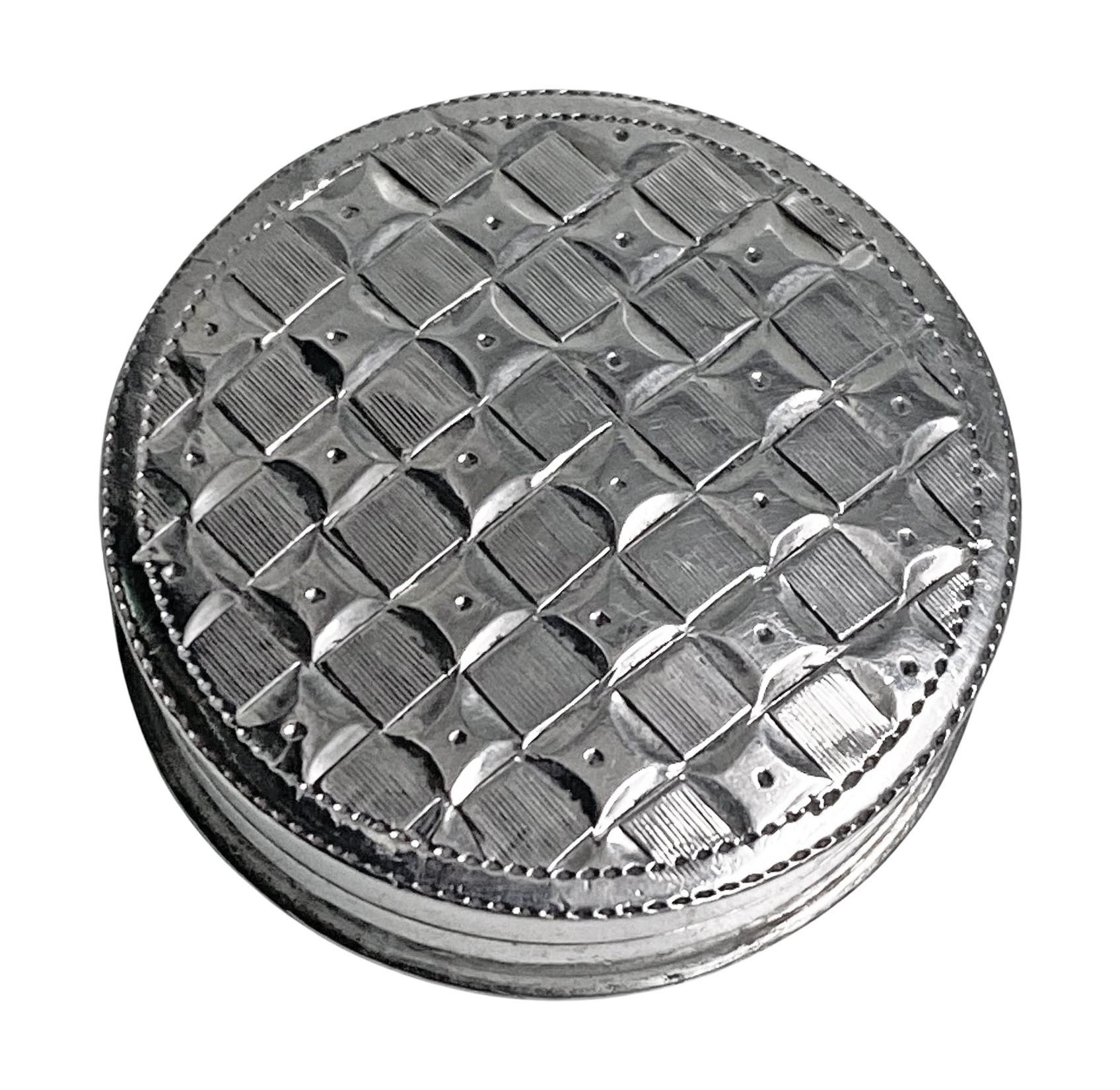 Georgian Silver Box Birmingham 1802 Samuel Pemberton. Wonderful little box originally for patches but ideal today as a pill box with nice fitting cover. Beautiful checkered design on cover and base has an engraved bright cut pin pricked surround