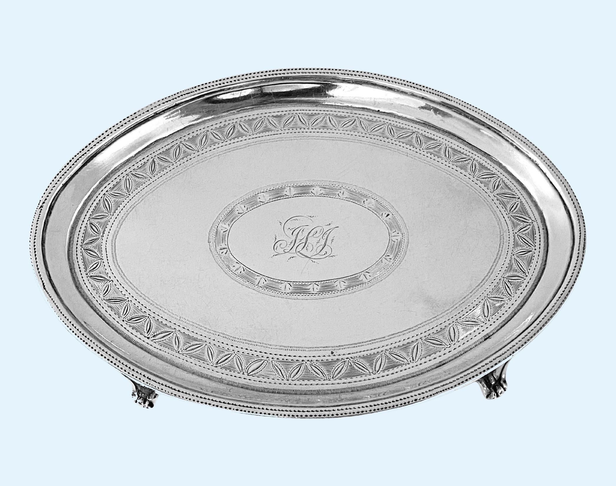 Soporte para tetera o bandeja para cartas de plata georgiana Londres 1791 Godbehere y Wigan Jorge III en venta