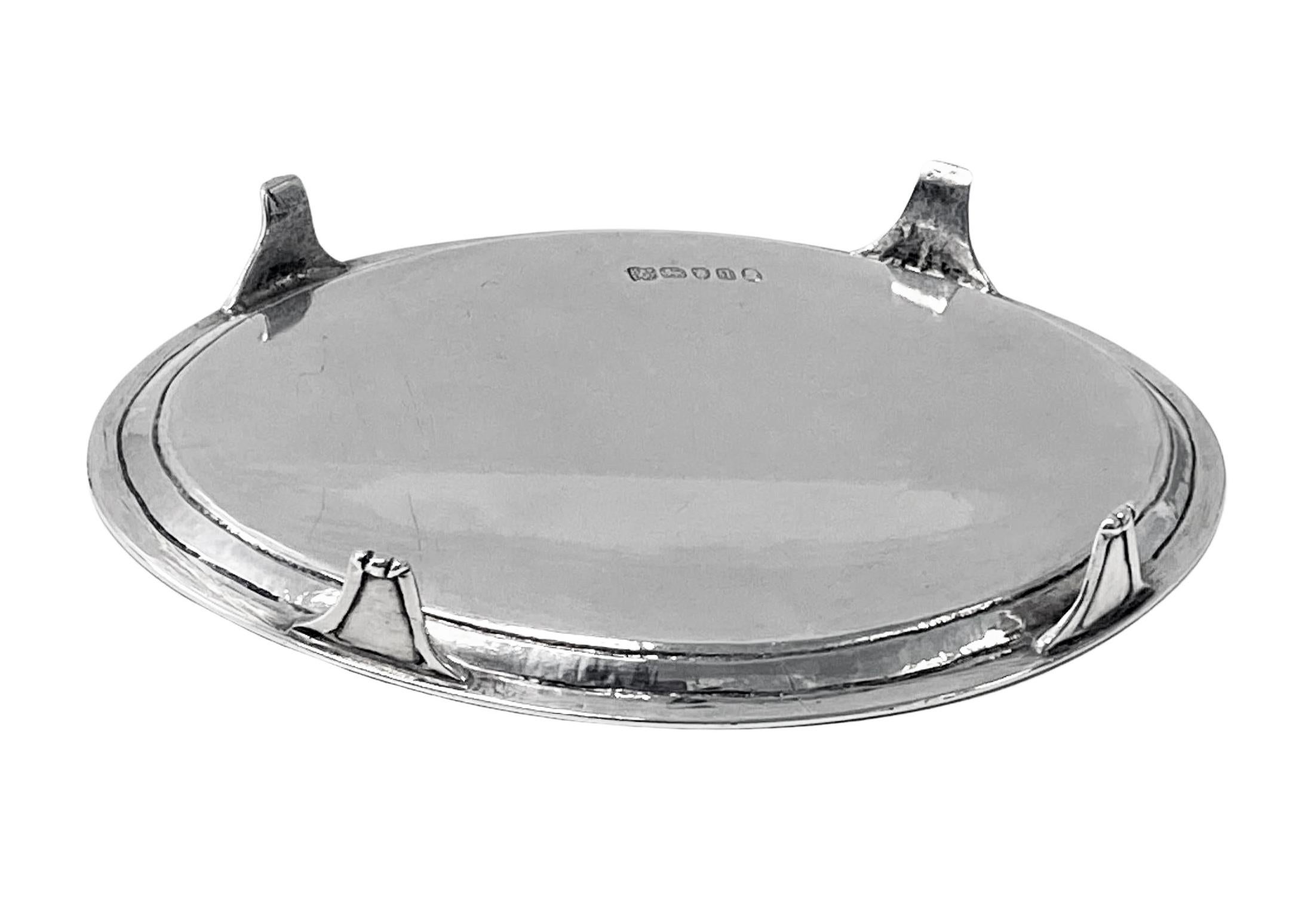 Soporte para tetera o bandeja para cartas de plata georgiana Londres 1791 Godbehere y Wigan en Bueno estado para la venta en Toronto, Ontario