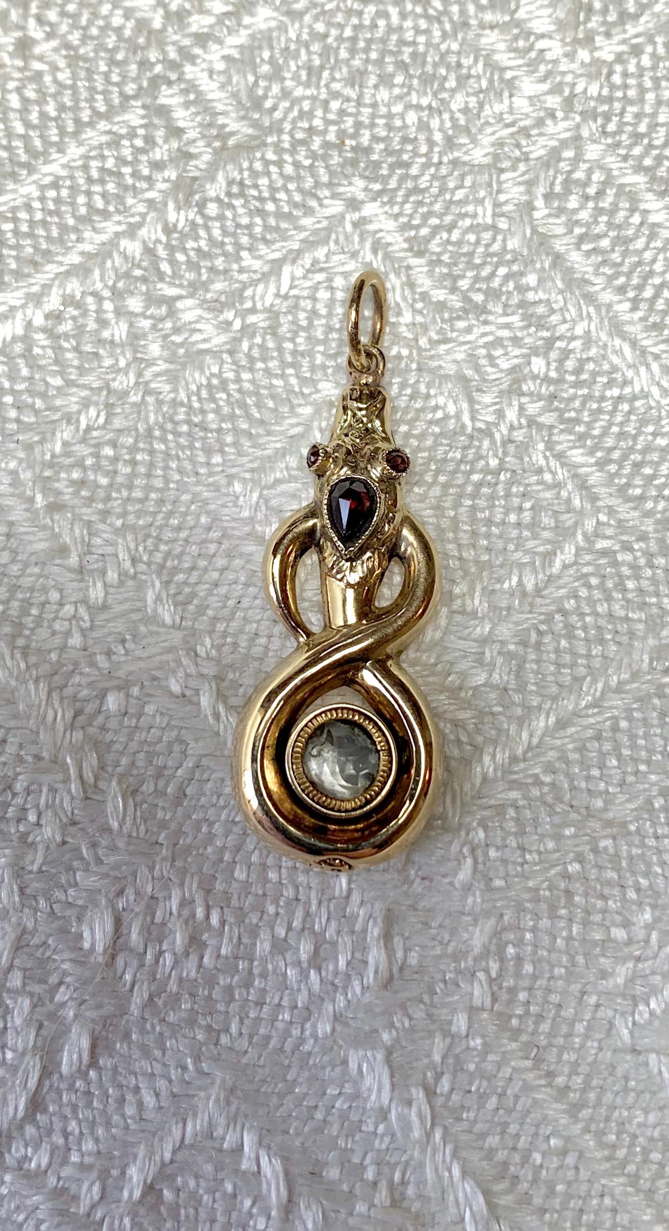 Georgian Snake Poison Locket Pendant Mourning Garnet Antique Gold 1800 Rare In Good Condition For Sale In New York, NY
