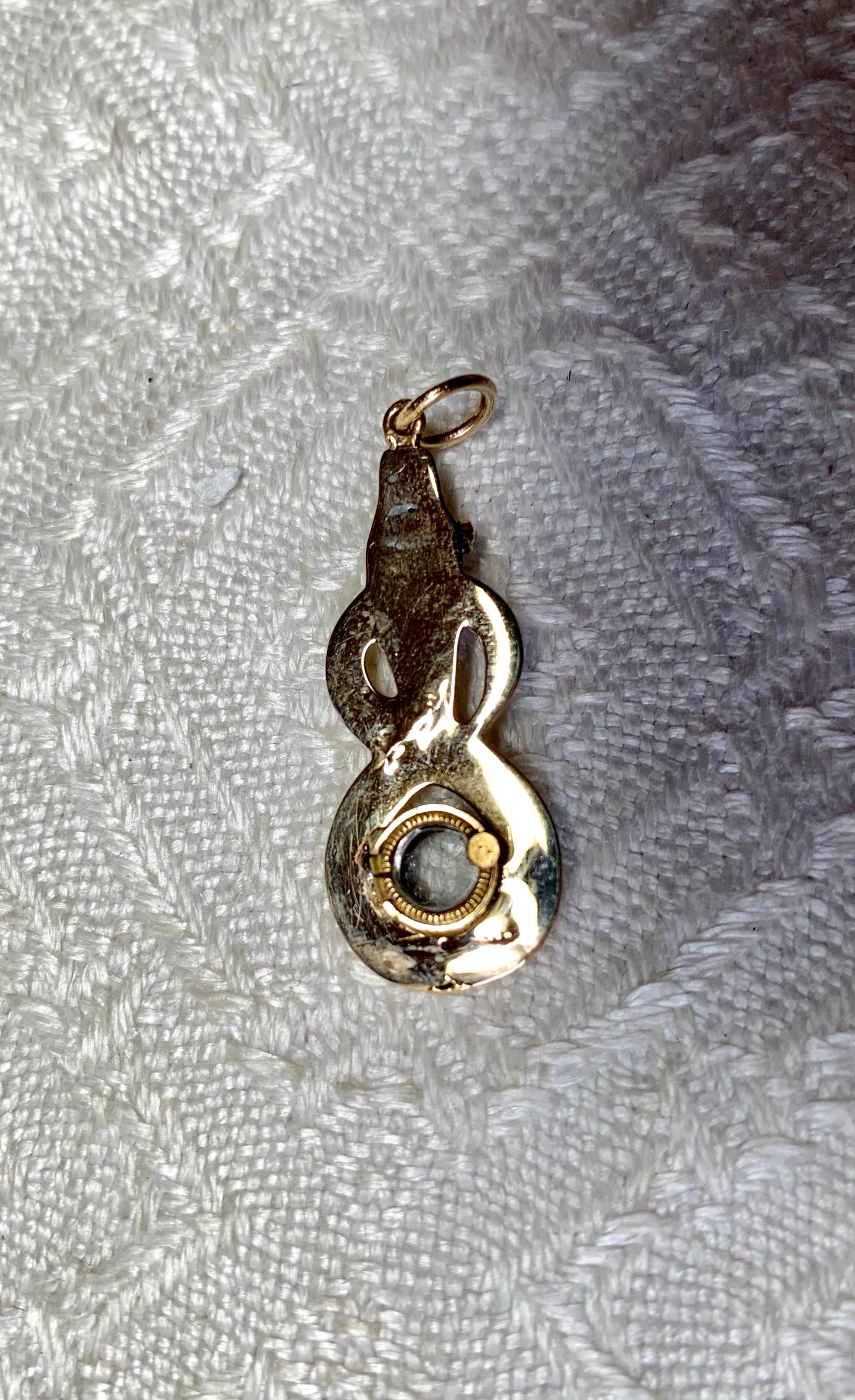 Pendentif médaillon de deuil en forme de serpent géorgien en or ancien 1800 rare en vente 3