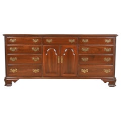 Cómoda o Credenza Georgiana de Madera Maciza de Cerezo