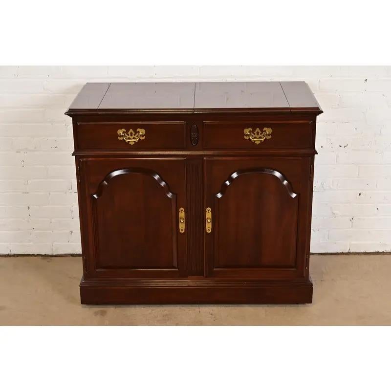 American Georgian Solid Cherry Wood Flip Top Buffet Server or Bar Cabinet For Sale