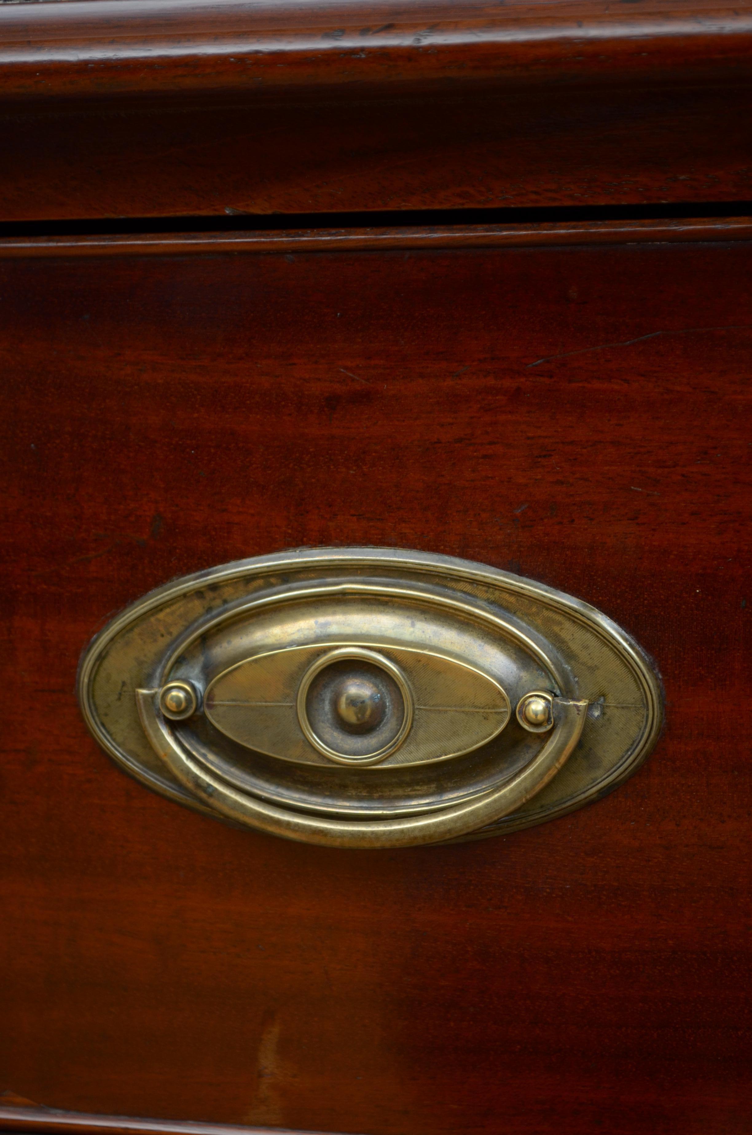 Georgian Solid Mahogany Chest of Drawers 2