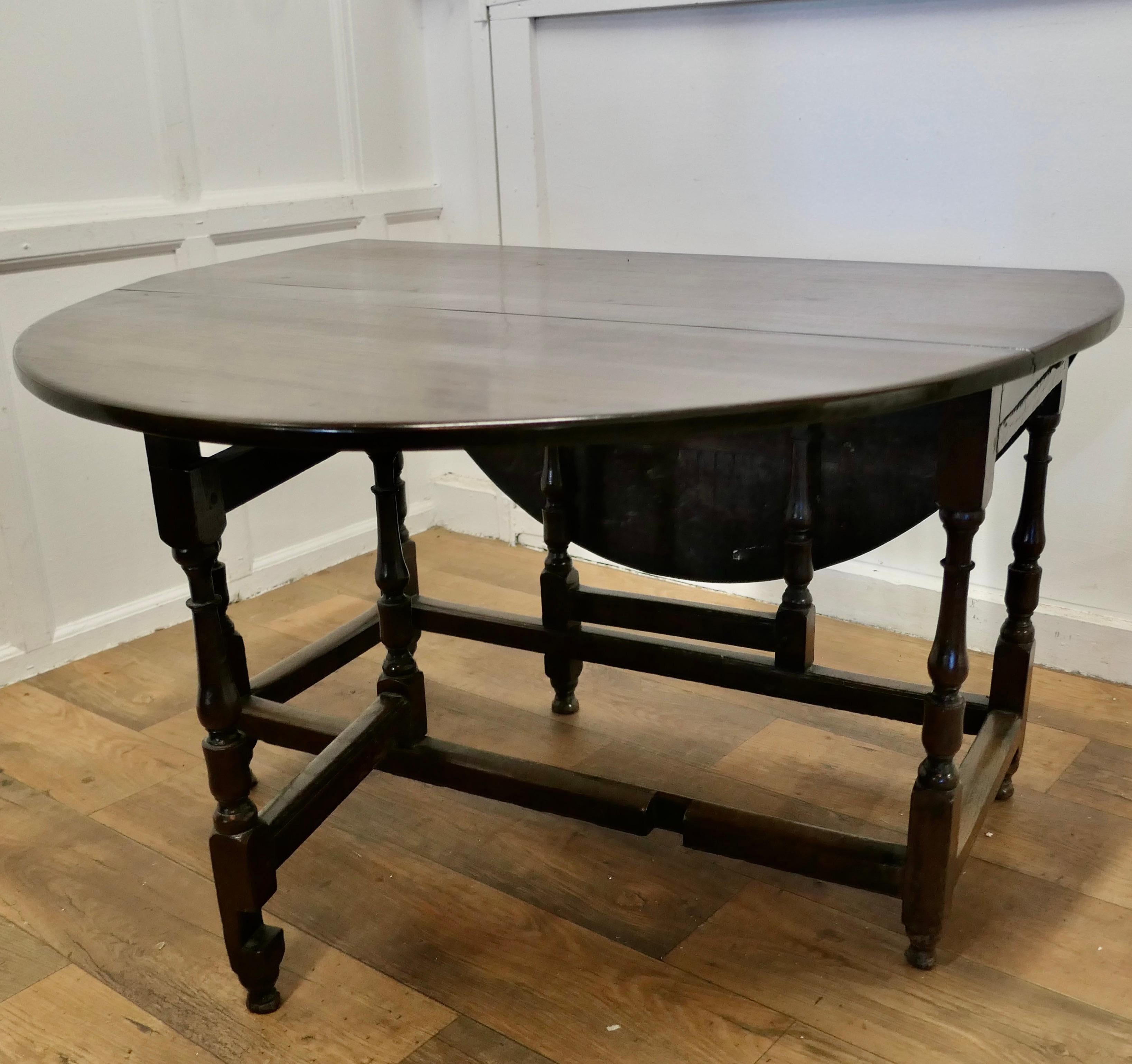 Georgian Solid Oak Gate Leg Dining Table  A Good Solid Oak Gate Leg Table For Sale 3