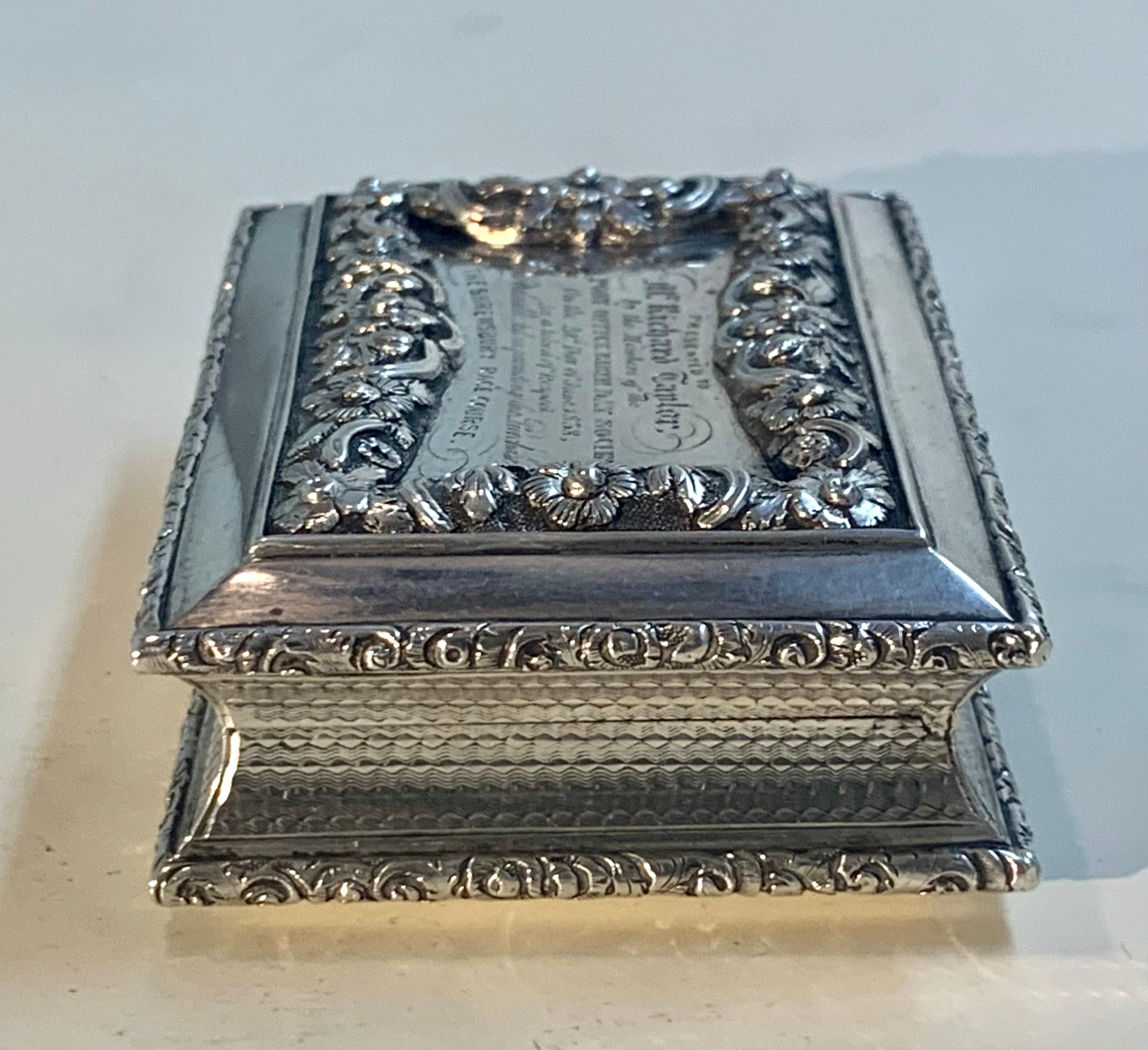 Georgian Solid Sterling Silver Table Snuff Box HM, 1836 For Sale 3