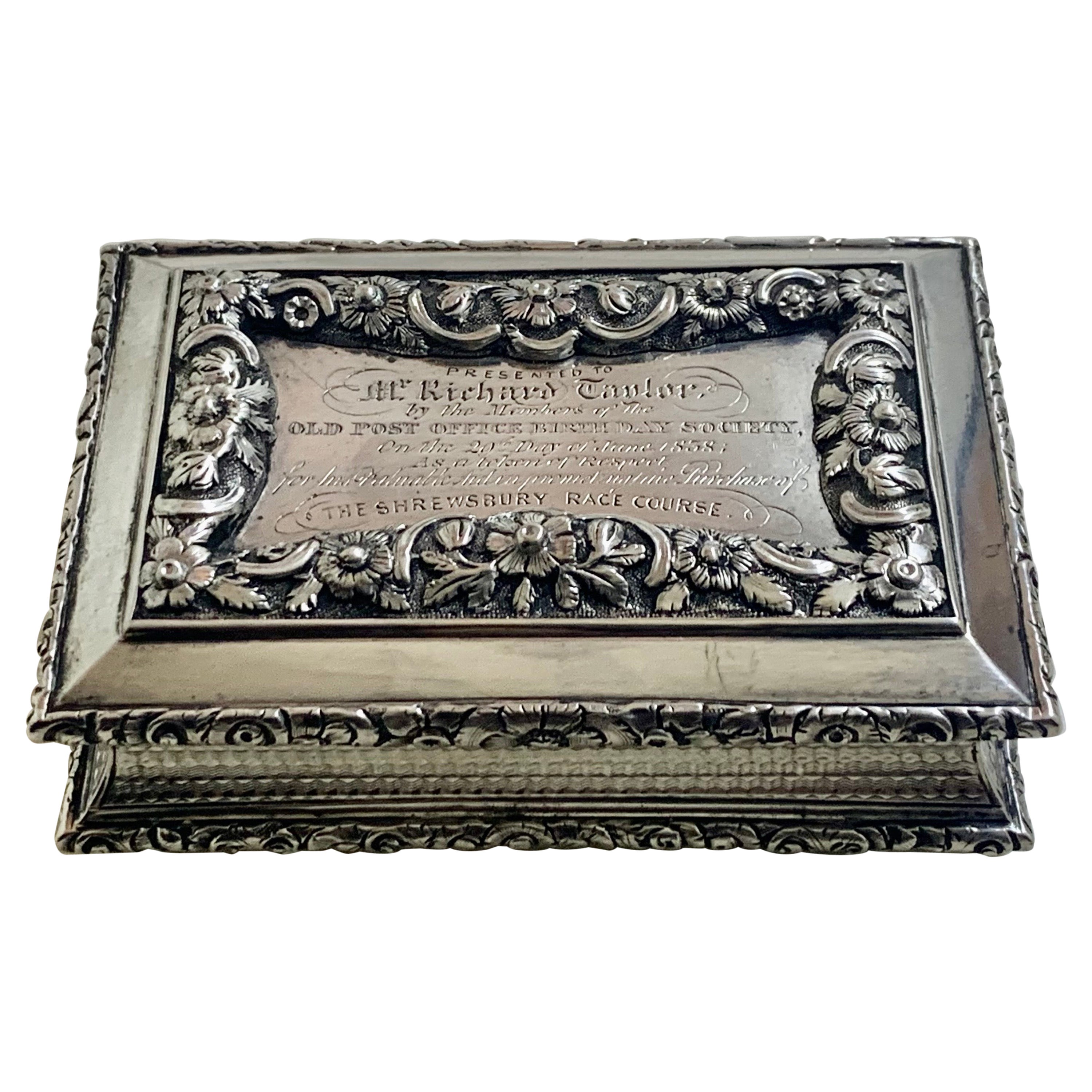 Tabatière de table géorgienne en argent sterling massif HM, 1836 en vente