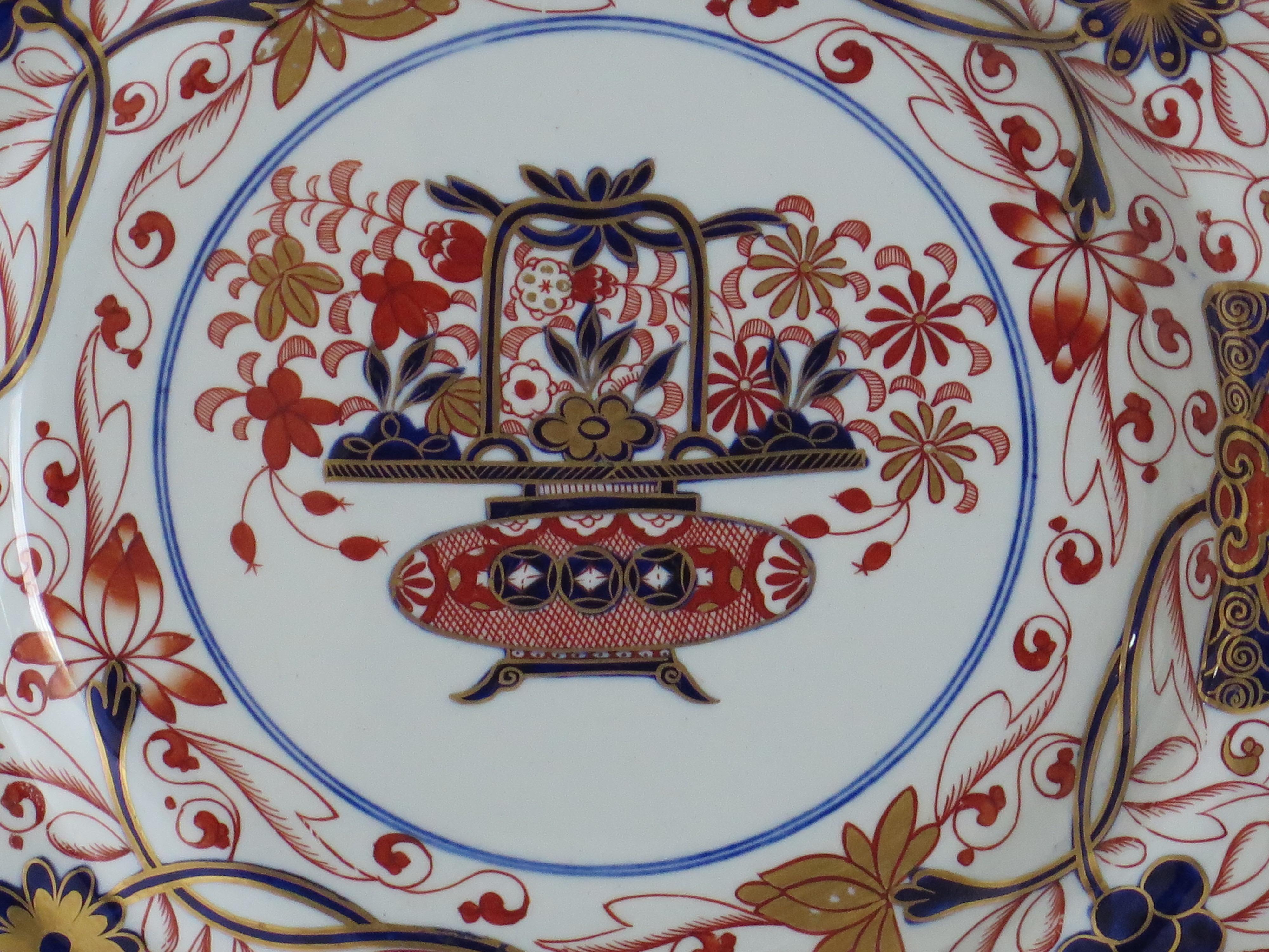 Georgian Spode Dinner Plate a Ironstone Chinoiserie Pattern No.2283, circa 1820 For Sale 1