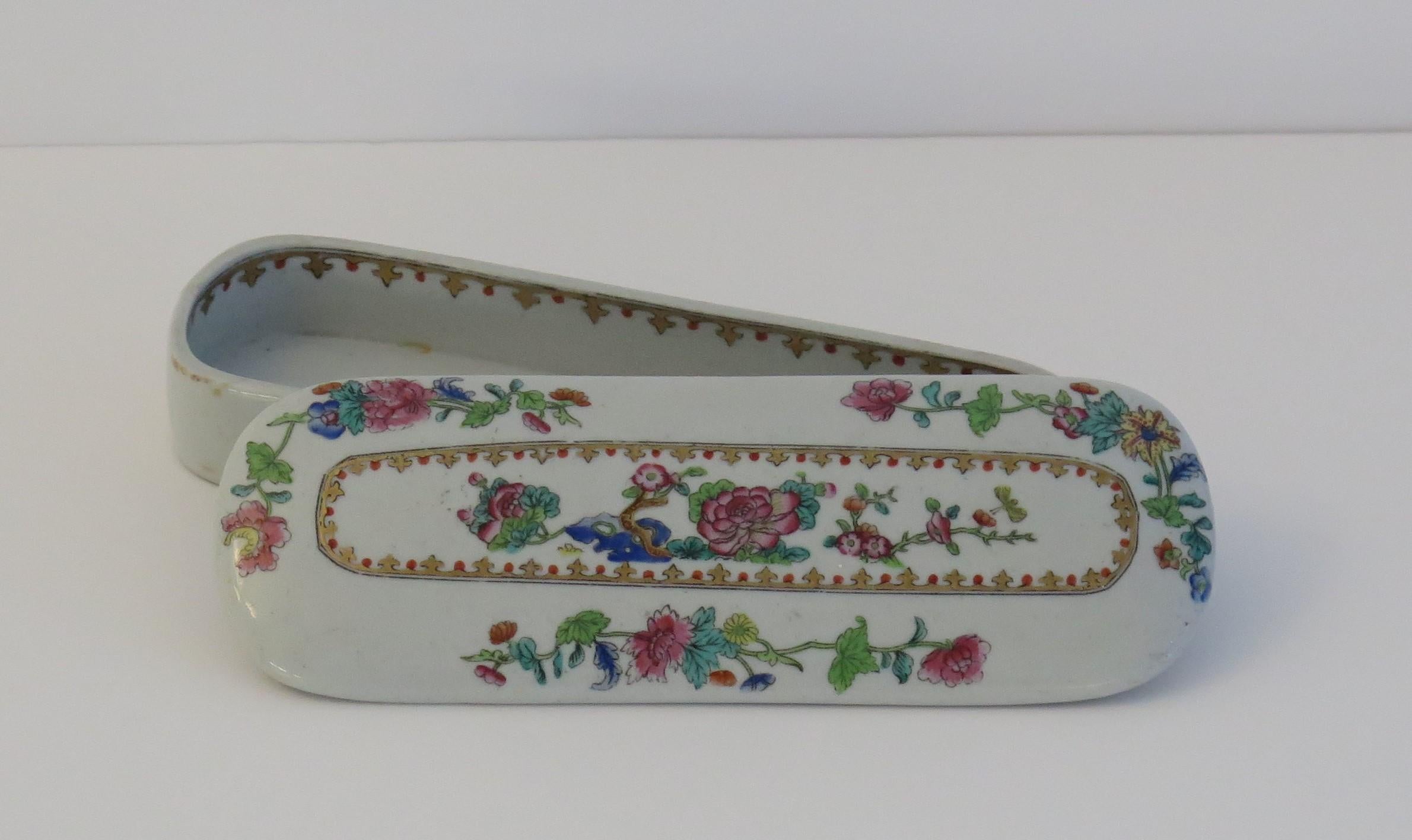 This is a good stone China (Ironstone) Pen Tray or Box with lid, made by the SPODE factory in the early 19th Century, circa 1810.

This piece comprises a base and a lid both made from stone china. The base is potted as an open rectangular box or