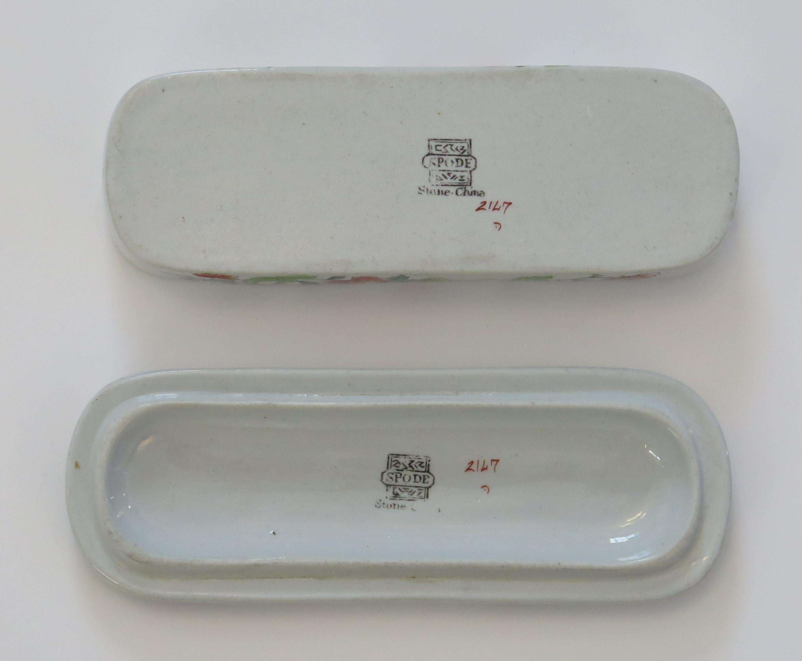 Bandeja para bolígrafos georgiana Spode o caja con tapa Ironstone Willis Patrón 2147, hacia 1810 siglo XIX en venta