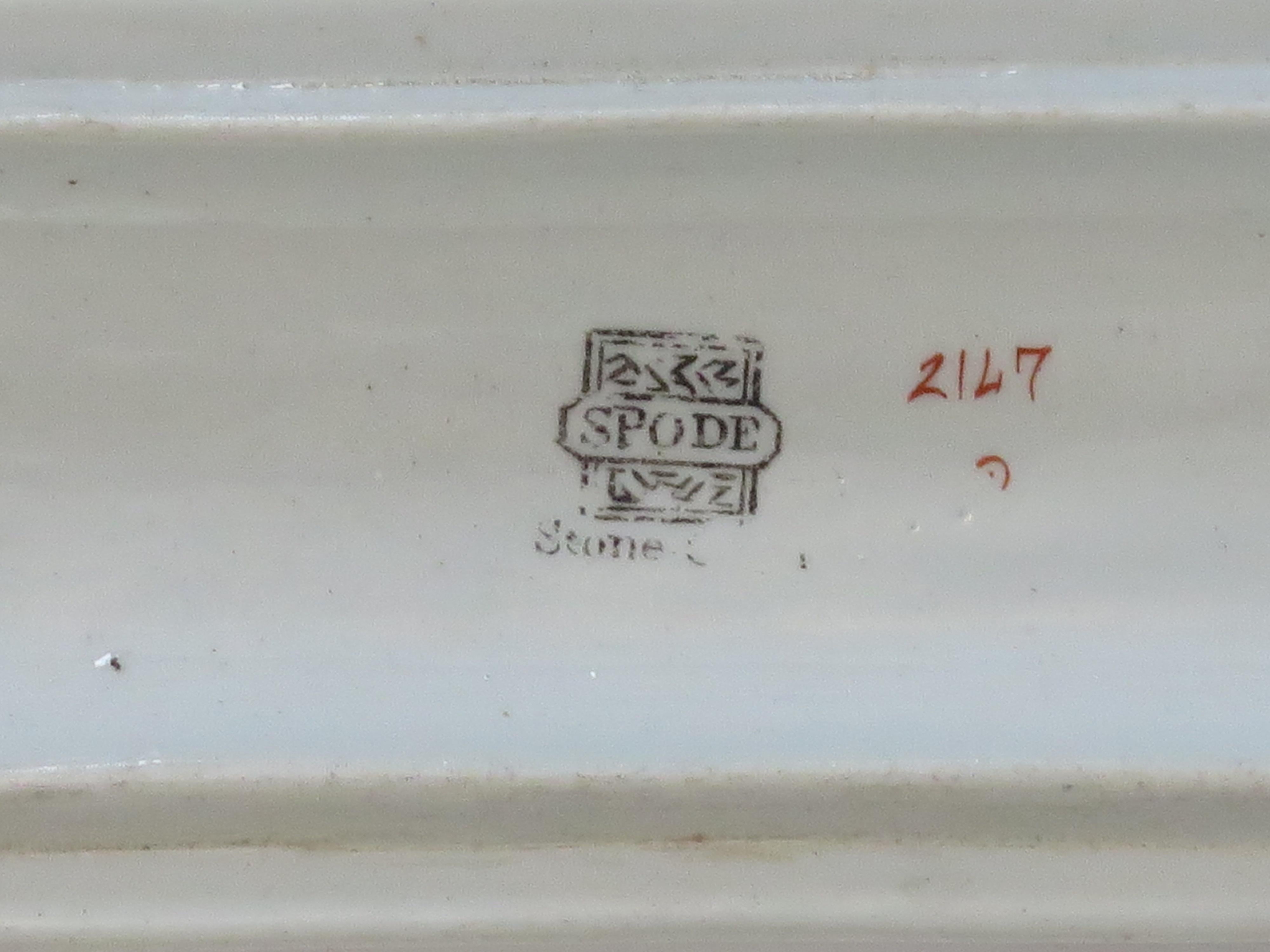 Georgian Spode Pen Tray 0r Lidded Box Ironstone Willis Pattern 2147, circa 1810 For Sale 2