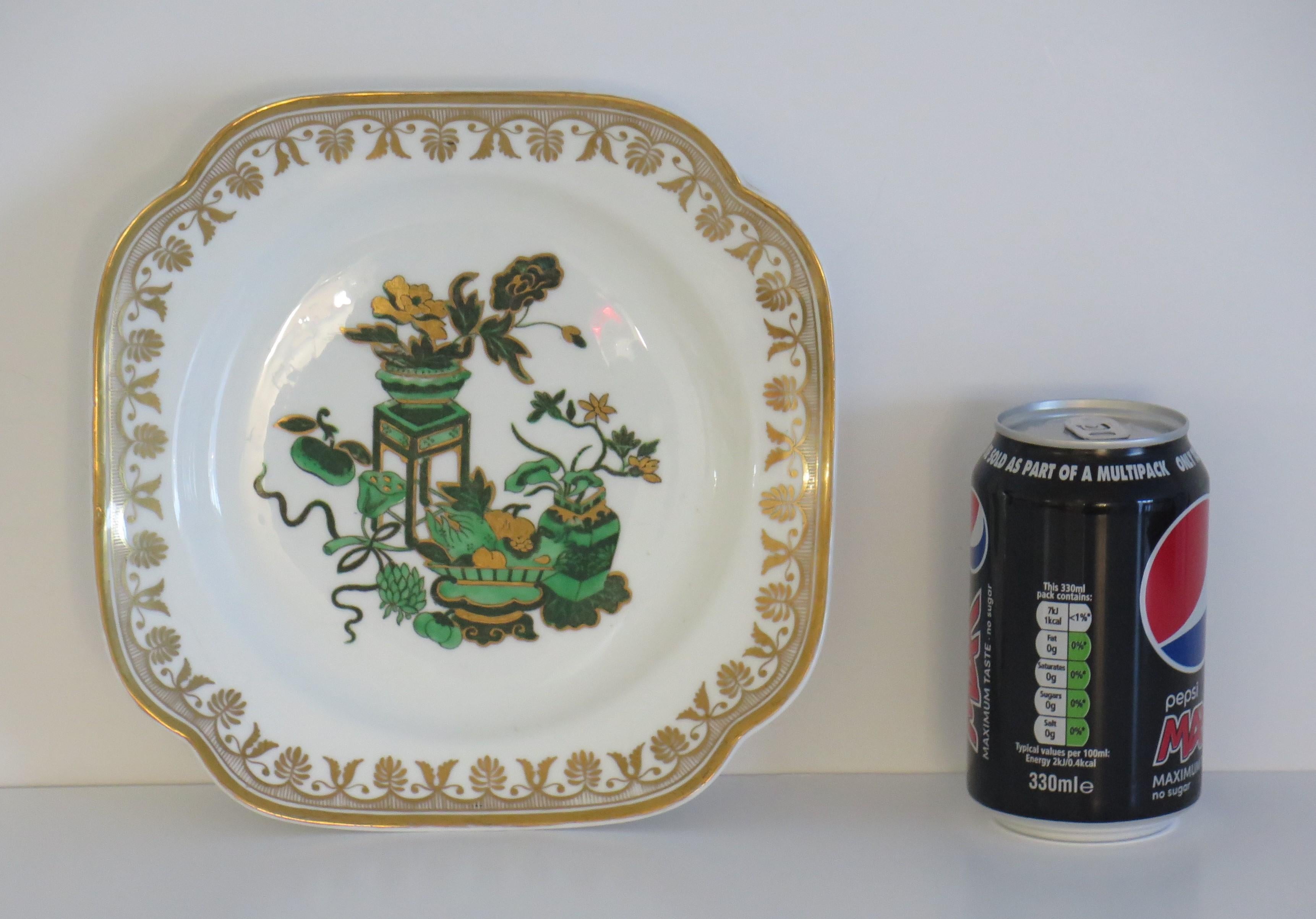 Georgian Spode Plate or Dish Chinoiserie Pattern No. 1867 porcelain, circa 1820 For Sale 6