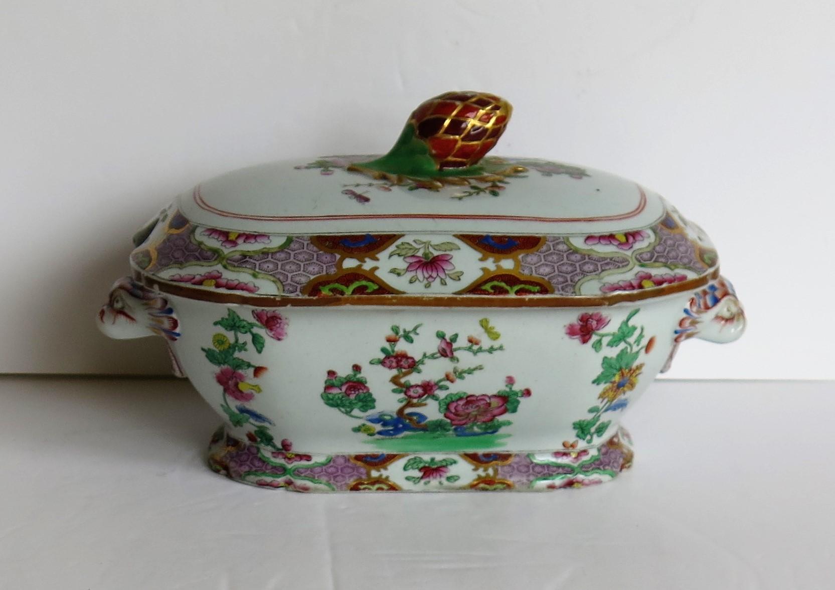 English Georgian Spode Sauce Tureen Stone China Hand Painted Pattern 2647, circa 1810