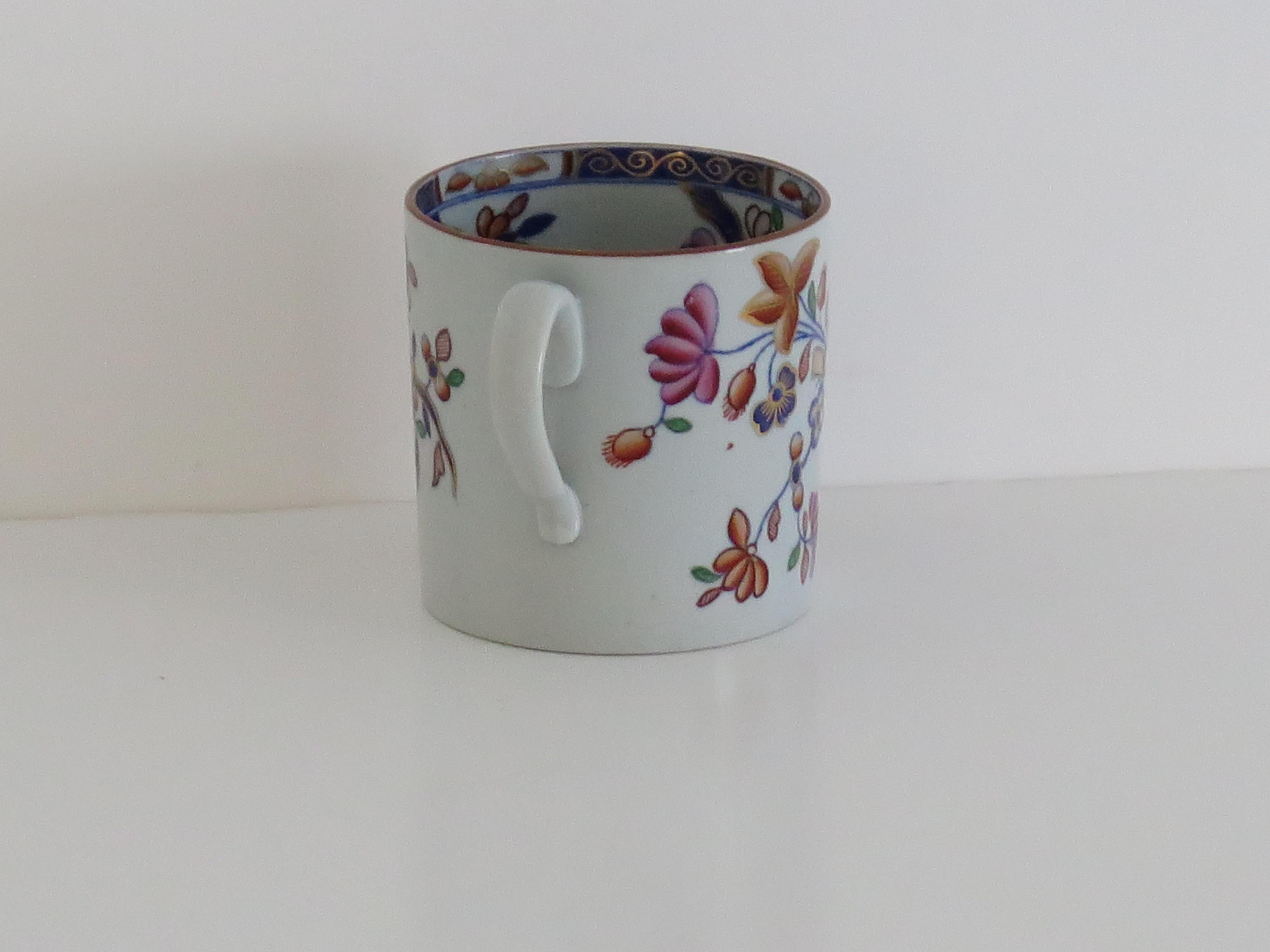 Boîte à café en porcelaine de Chine Spode Stone (A), modèle Tobacco Leaf 2061, circa 1820 Bon état - En vente à Lincoln, Lincolnshire