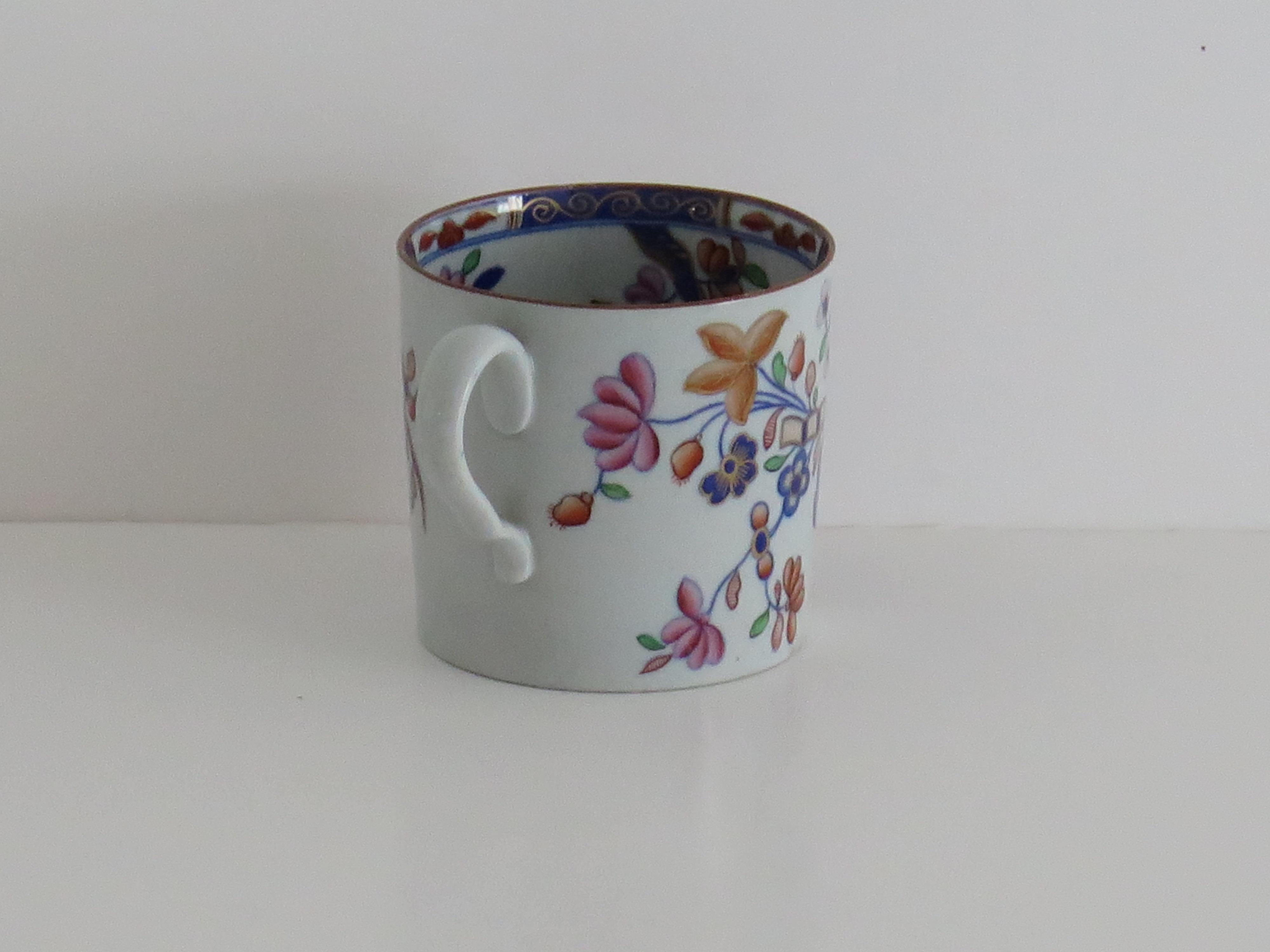 Peint à la main Boîte à café géorgienne en A.Stone China (C.I.C.) Tobacco Leaf Pattern 2061, circa 1820 en vente