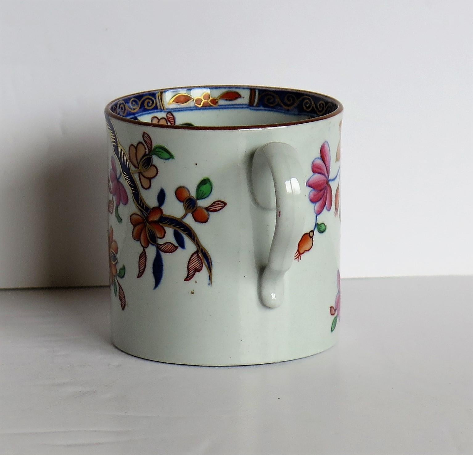 19th Century Georgian Spode Stone China Coffee Can Tobacco Leaf Pattern No. 2061, circa 1820