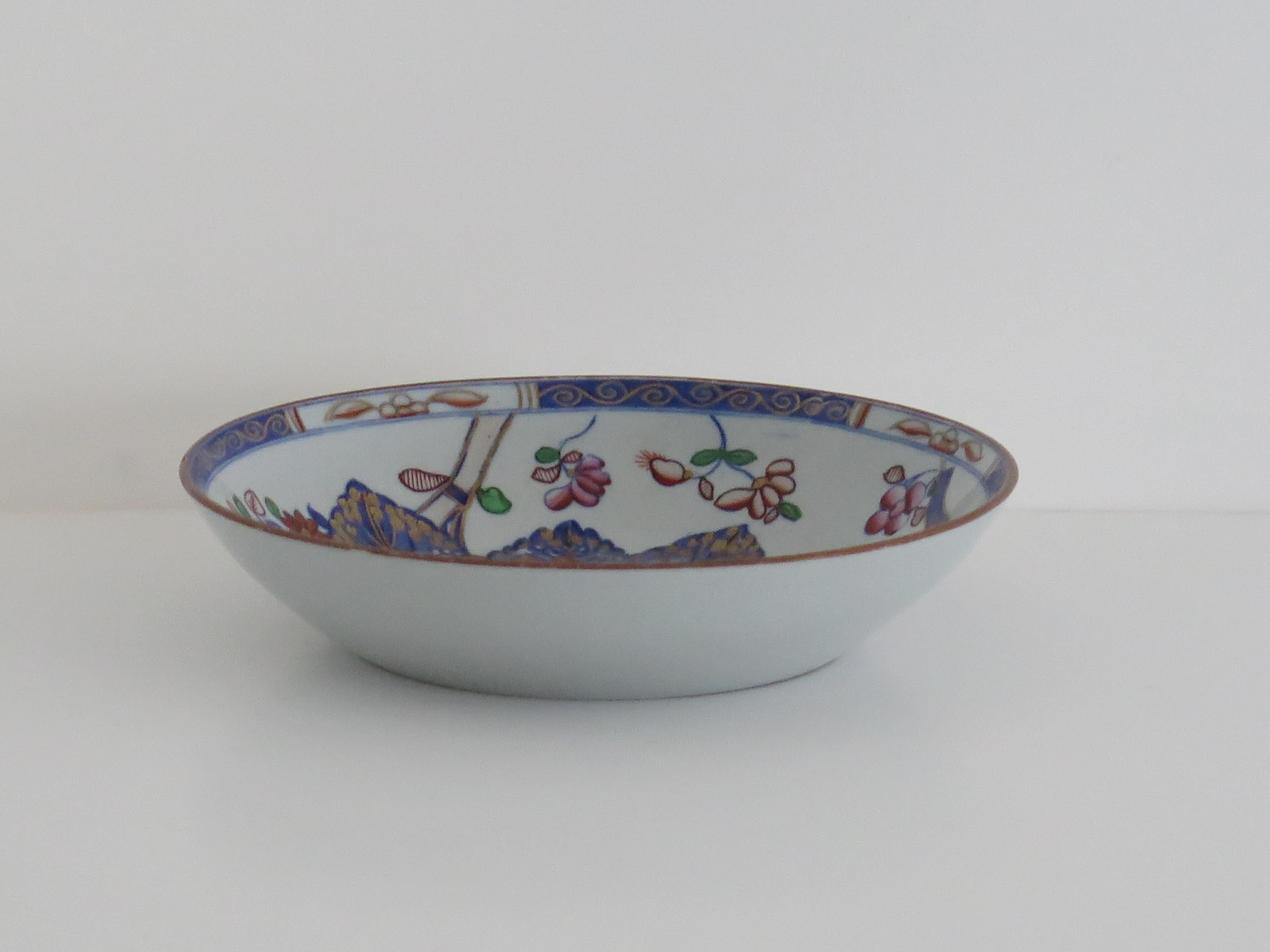 Cineserie Piatto georgiano A. Stone China con motivo a foglie di tabacco n. 2061, CIRCA 1820 in vendita