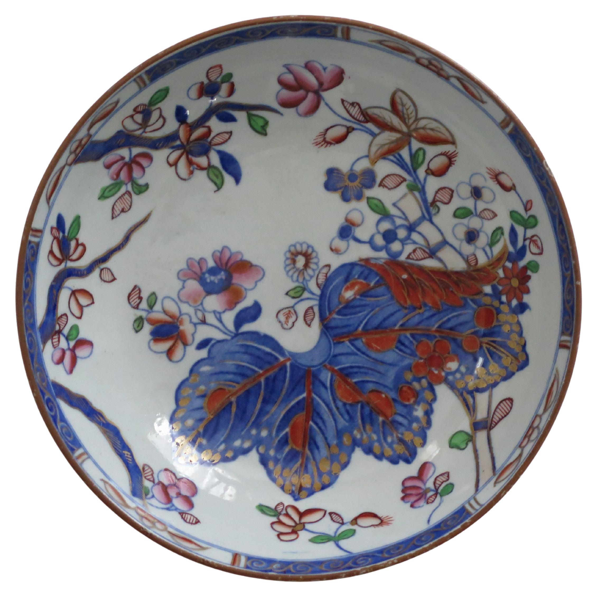 Plato georgiano Spode de porcelana china con dibujo de hoja de tabaco nº 2061, circa 1820