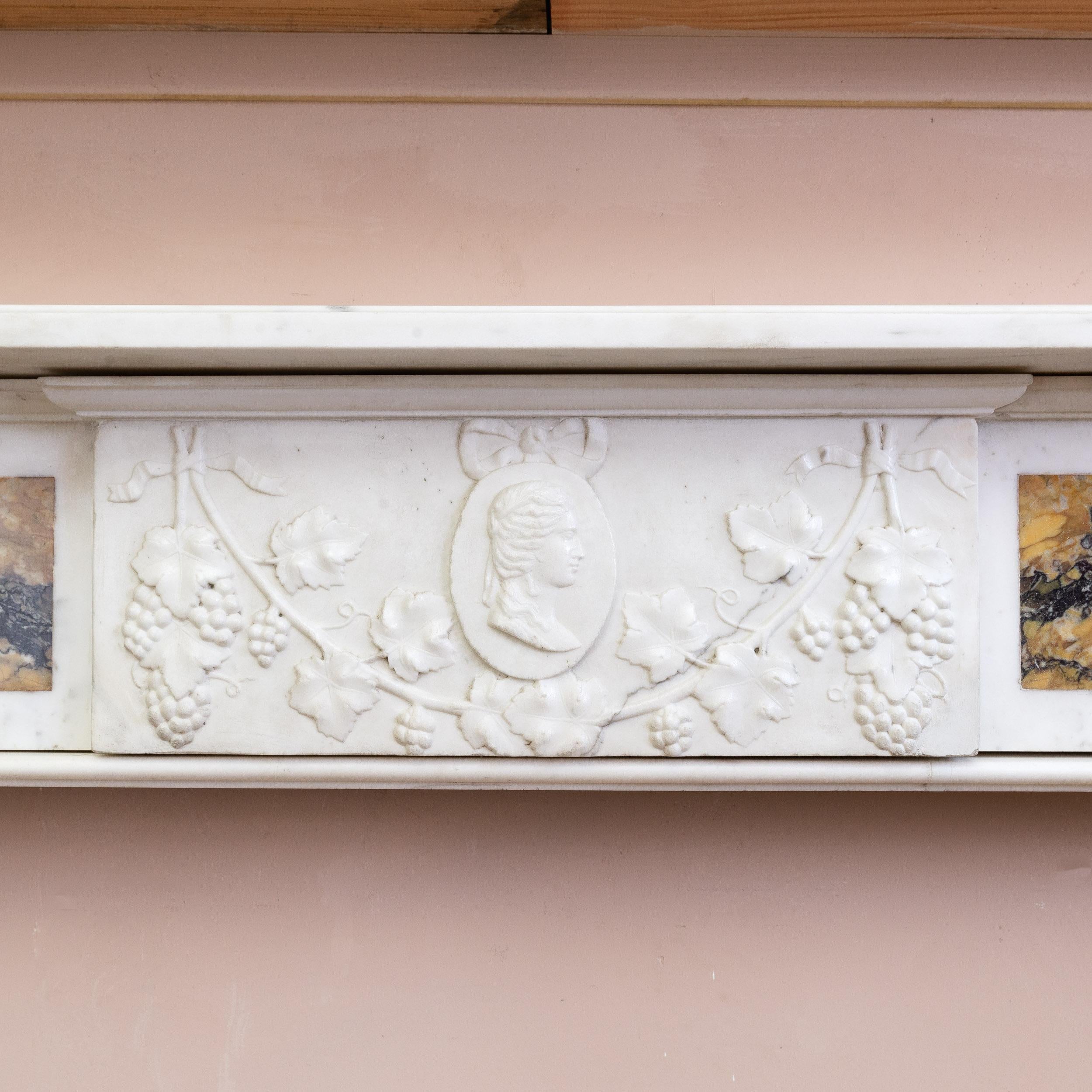 Georgian Statuary and Convent Sienna Marble Fireplace In Fair Condition For Sale In London, GB