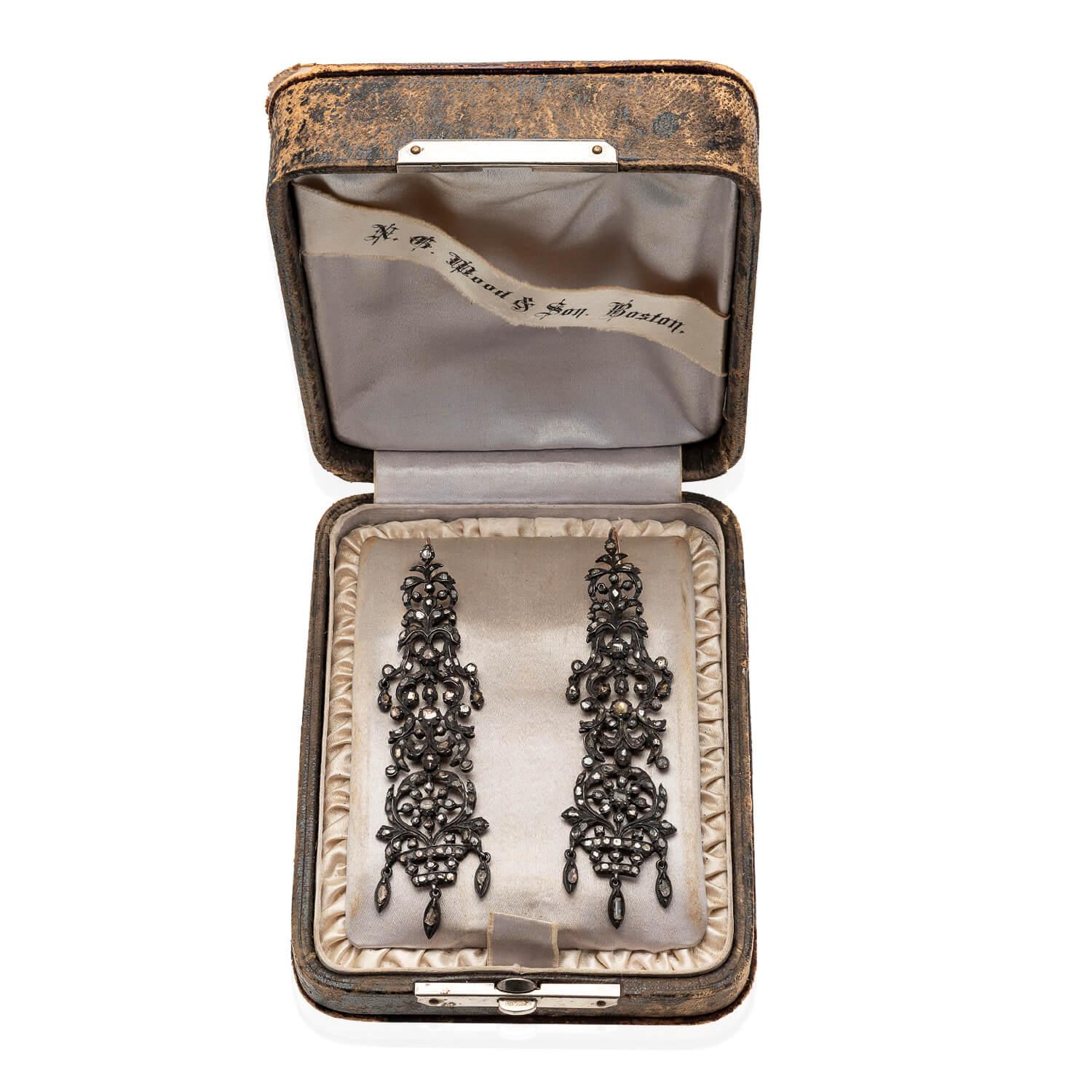 Georgianische Ohrringe aus Sterling/18kt lange Diamant im Rosenschliff 2ctw im Zustand „Gut“ im Angebot in Narberth, PA
