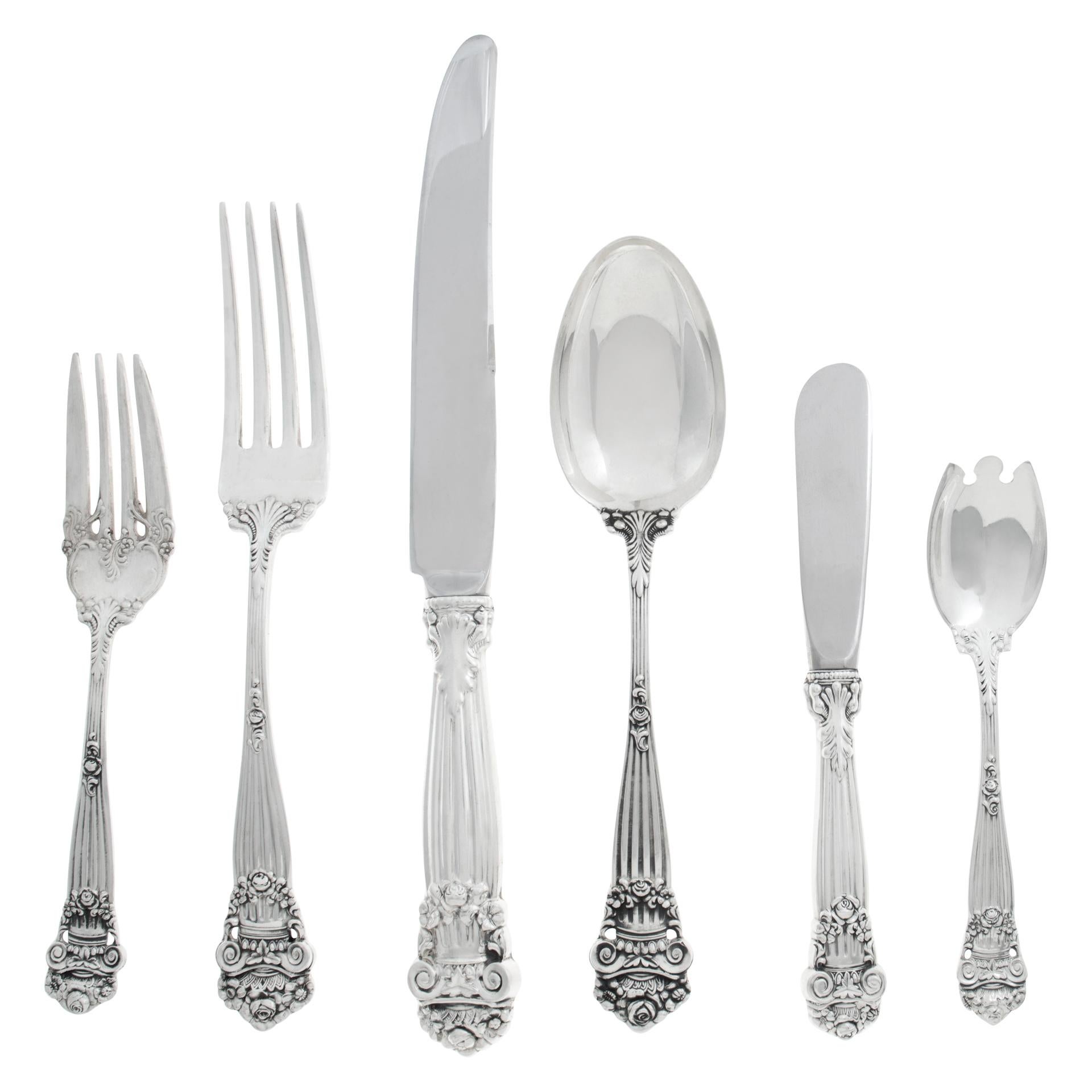 "Georgian" Sterling Silver Flatware Set, Patented in 1898 by Towle For Sale