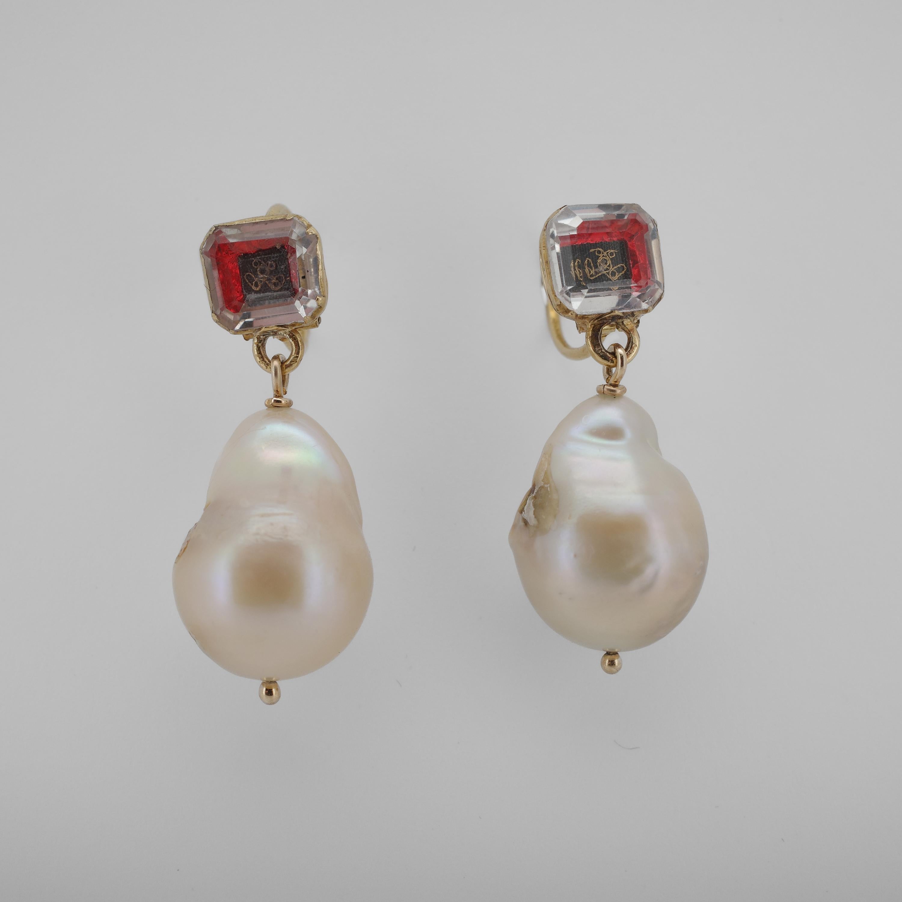 Georgiano Georgian Stuart Crystal Earrings with Large Natural Saltwater Baroque Pearls in vendita