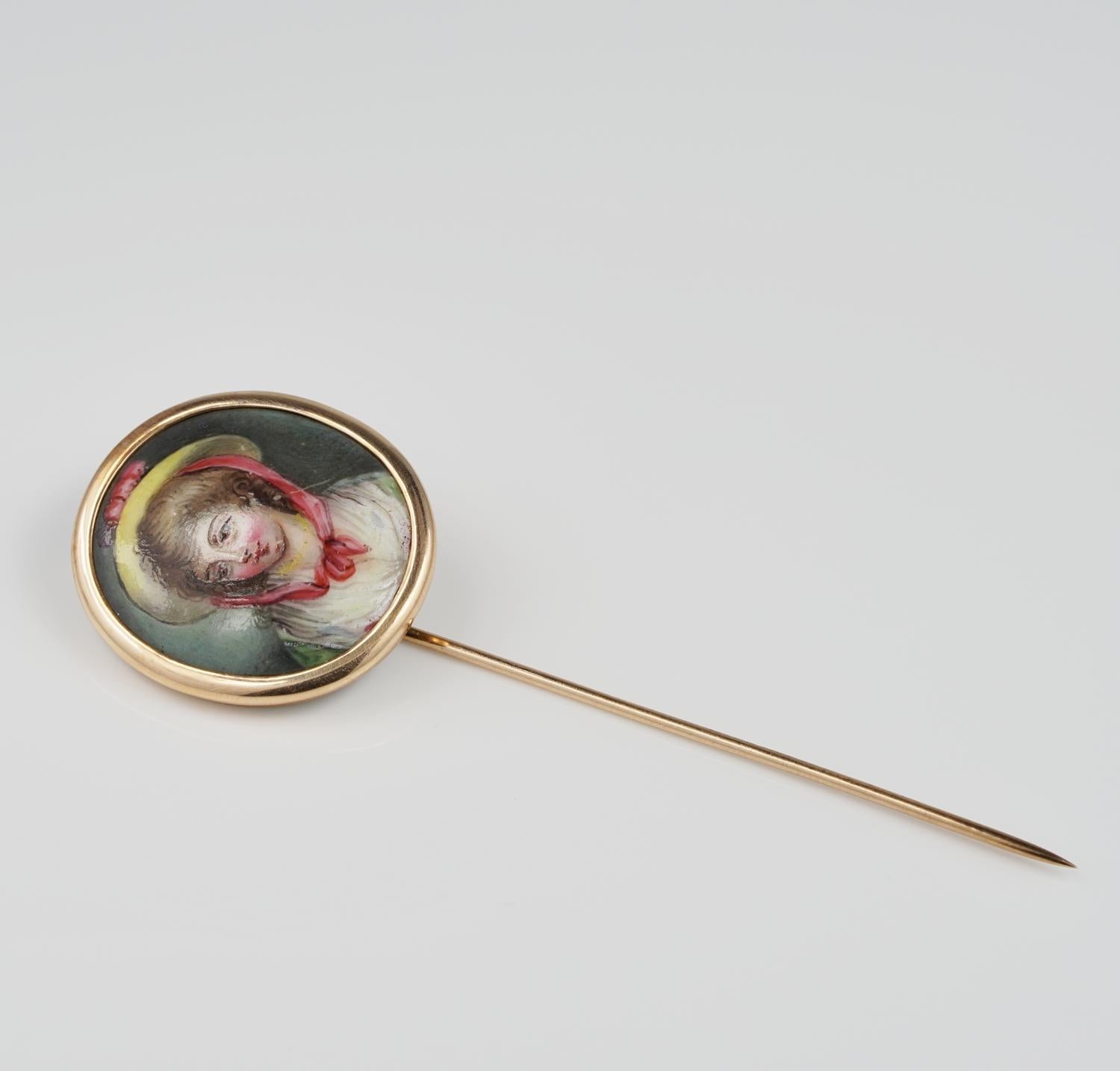 Georgian Stunning Young Boy Enamel Miniature Large Stick Pin in Gold In Good Condition For Sale In Napoli, IT