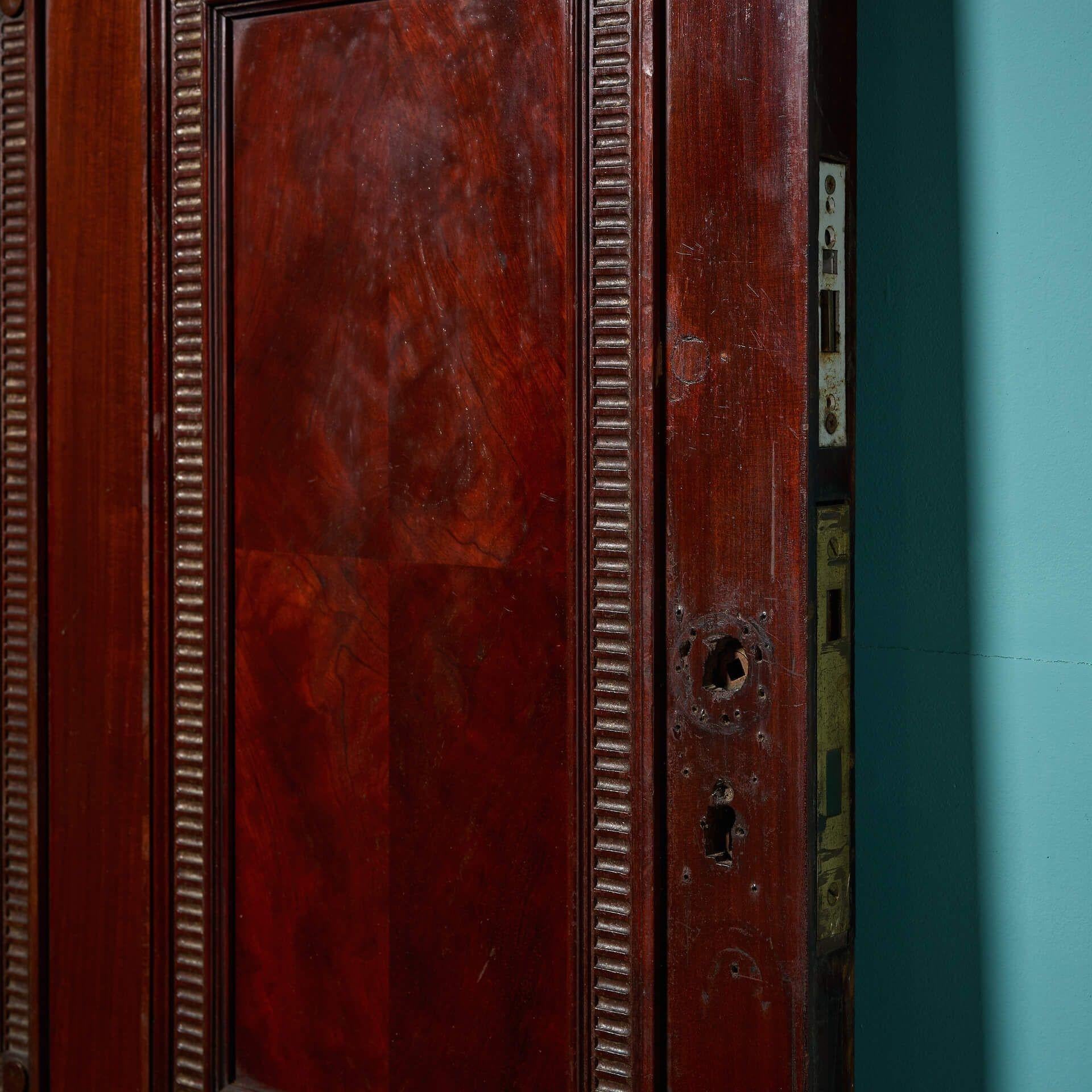 Inglese Porta interna in stile georgiano a 6 pannelli in mogano in vendita