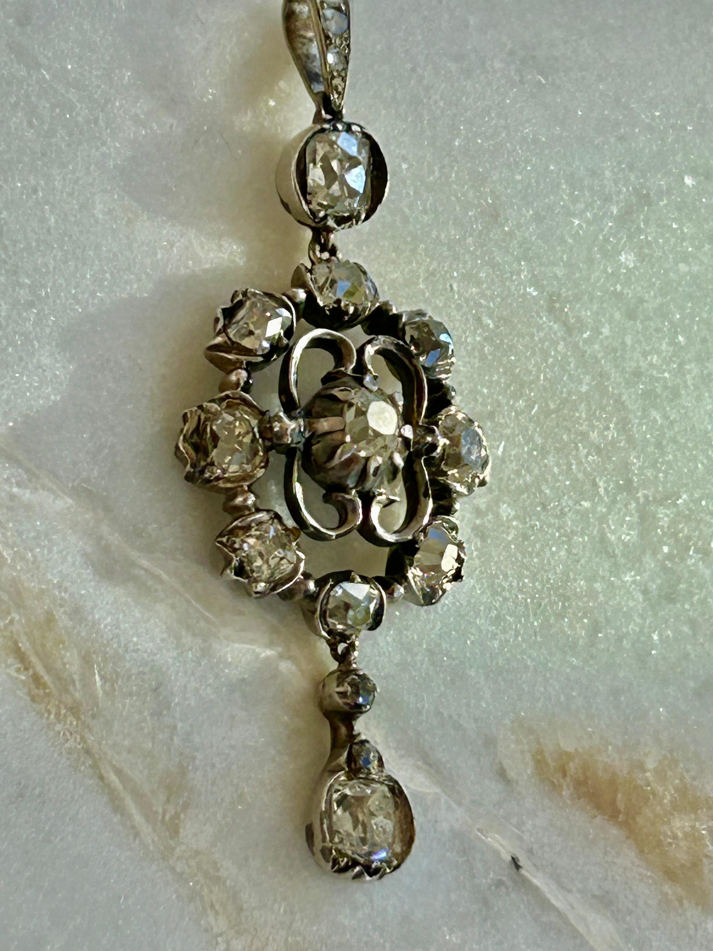 Georgian style Antique Old Mine Cut Diamond Chandelier Pendant 2.5-3 ctw For Sale 8