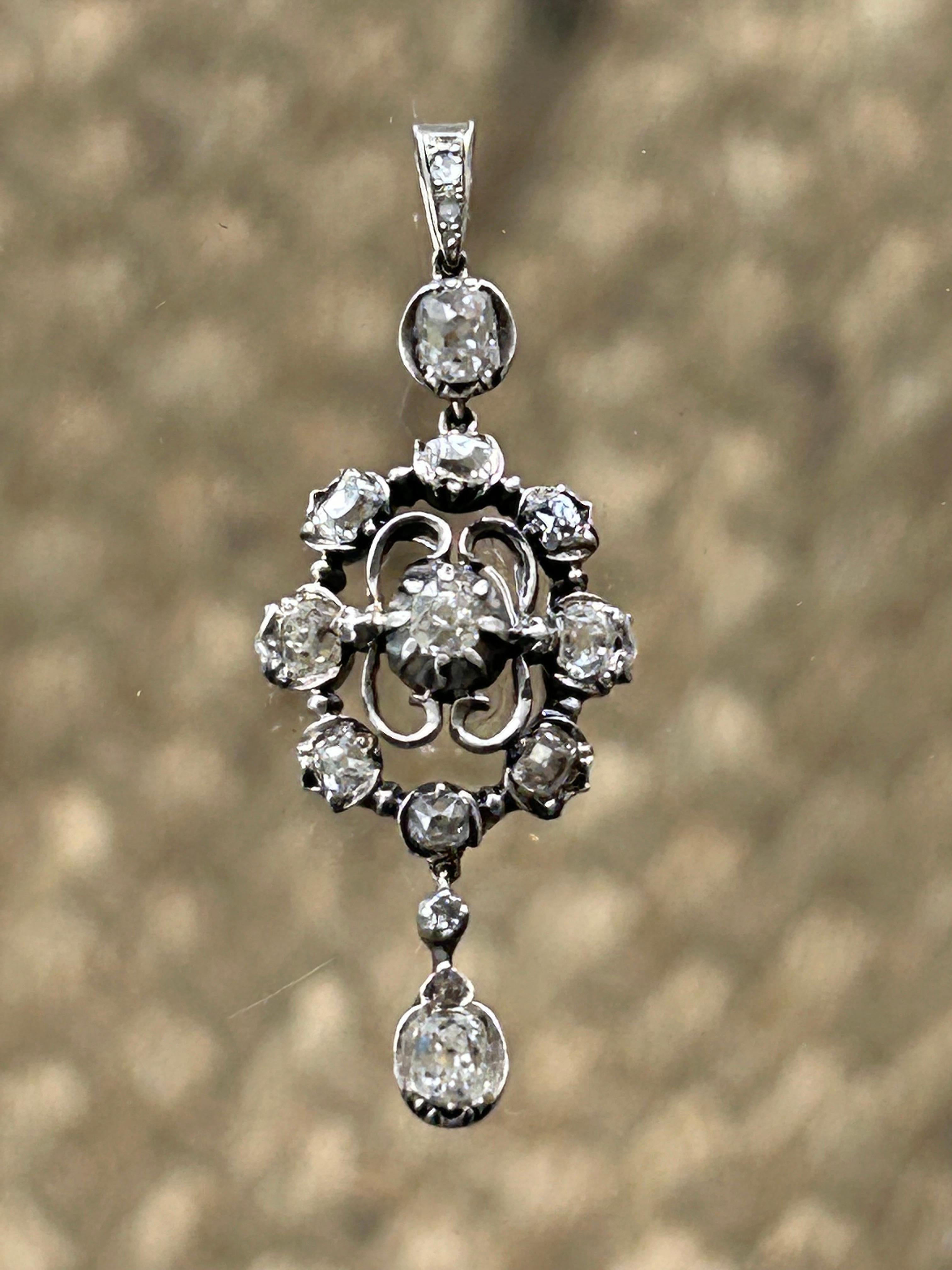 Georgian style Antique Old Mine Cut Diamond Chandelier Pendant 2.5-3 ctw For Sale 3