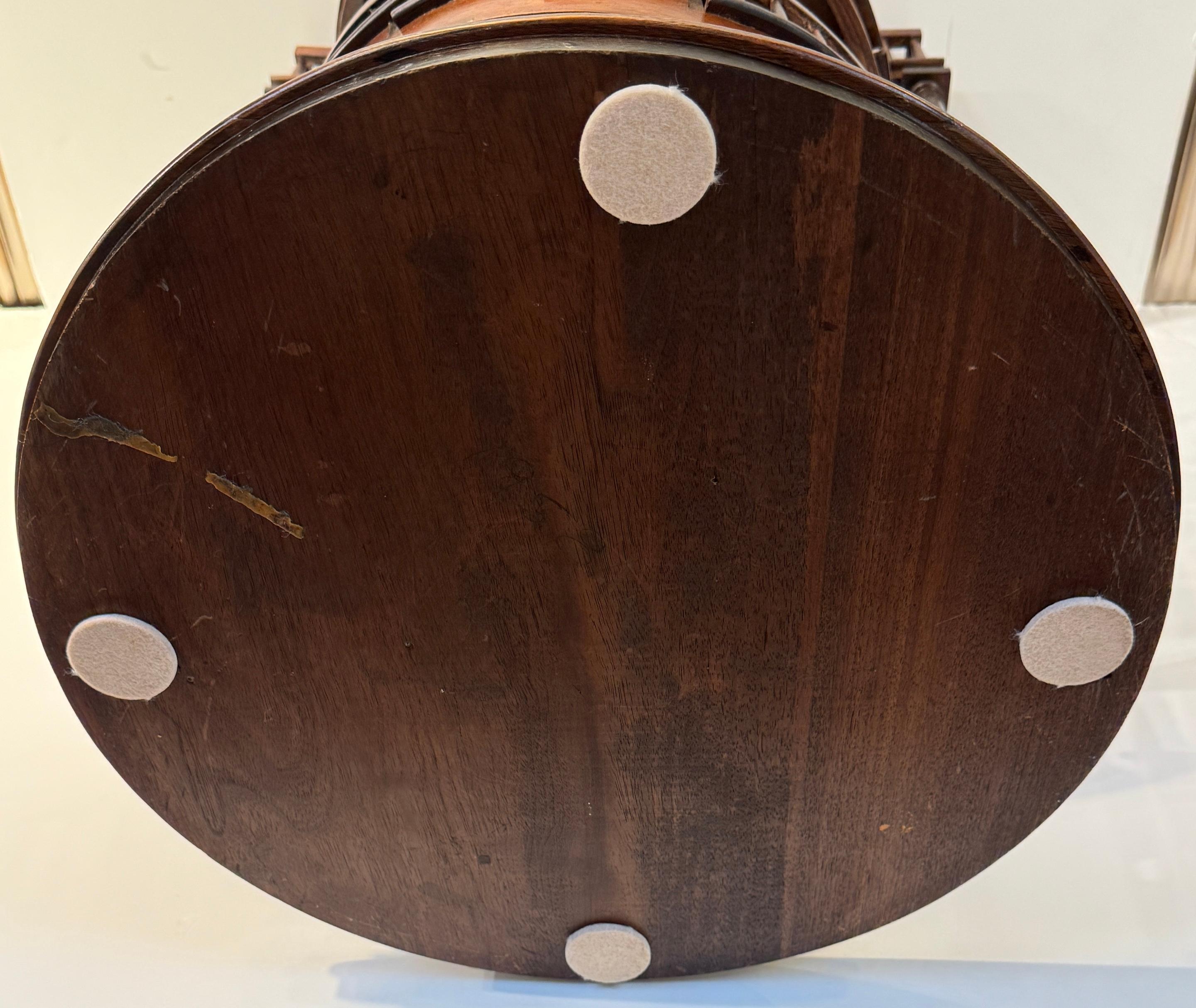 Georgian-Style Architectural Model of a Grand Spiral Staircase In Good Condition For Sale In West Palm Beach, FL