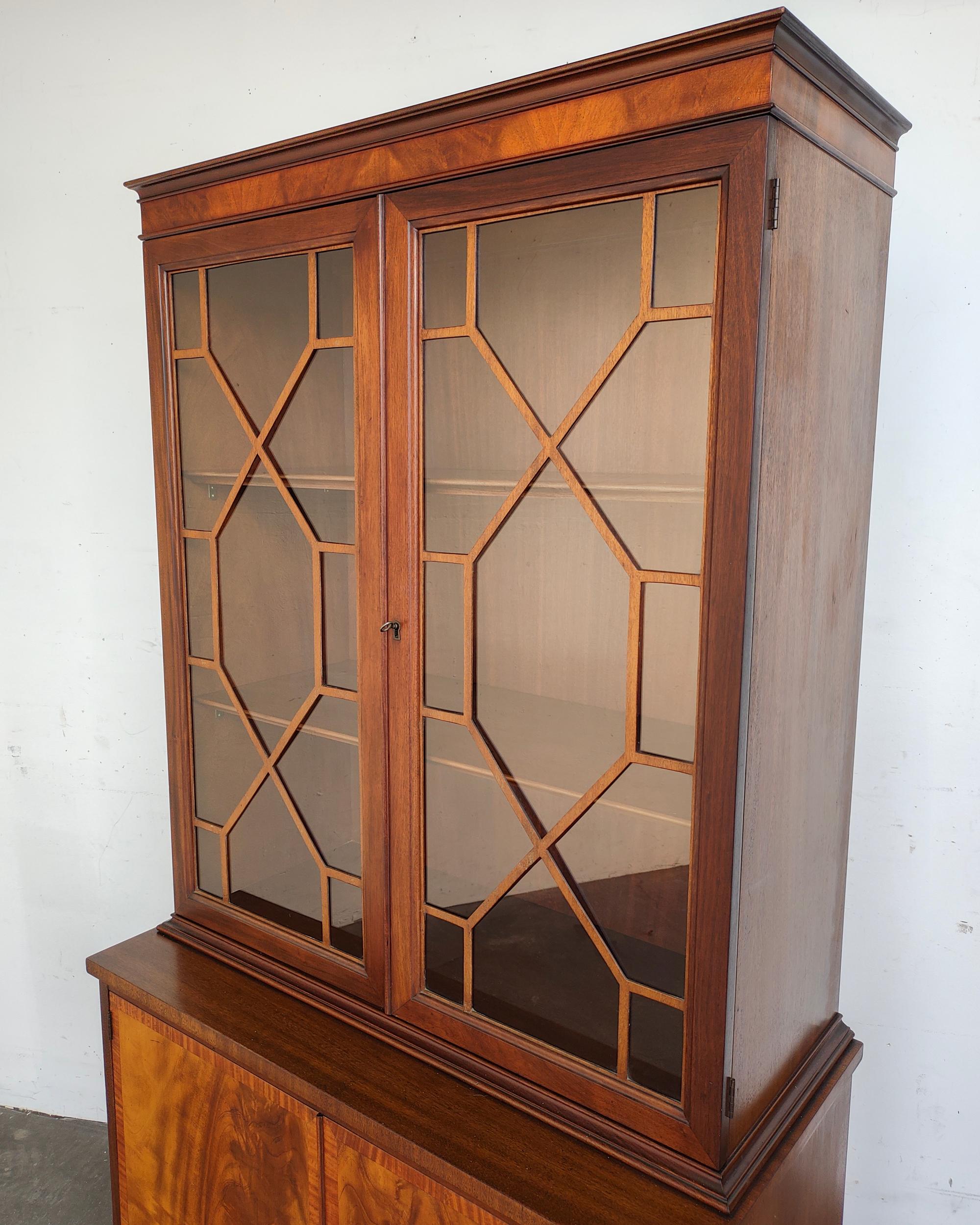 Georgian Style Art Deco Flame Mahogany Glazed Bookcase Cabinet 7