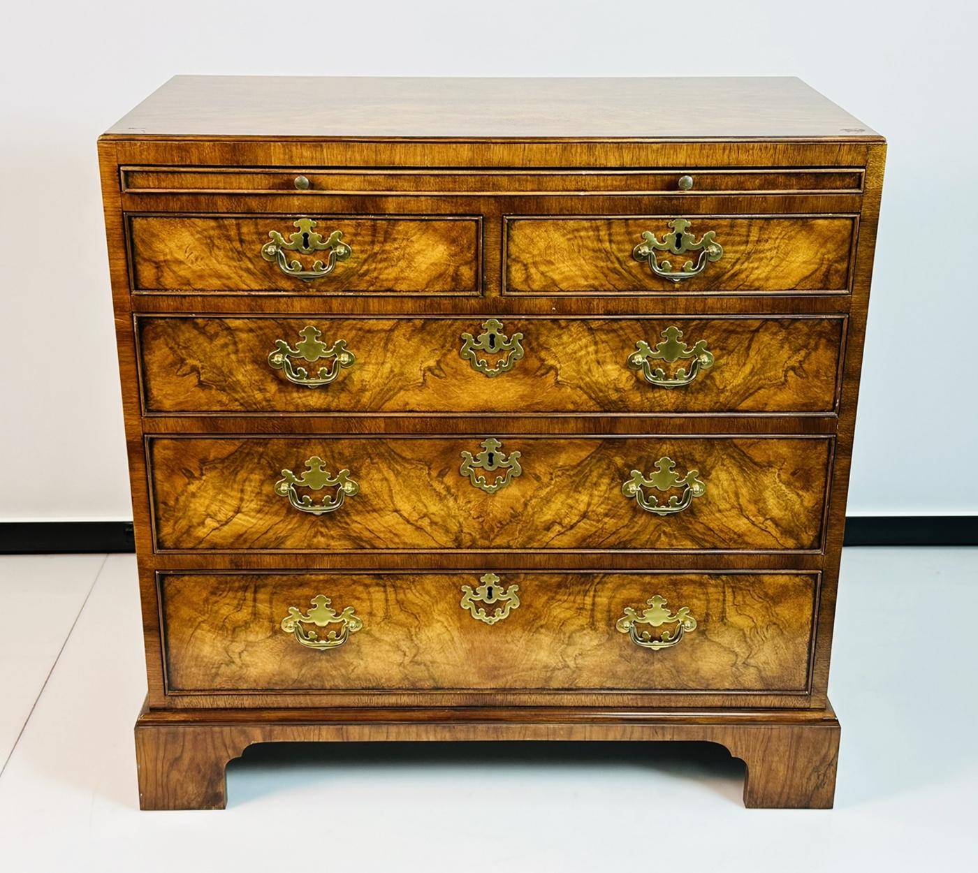 Late 20th Century Georgian Style Bachelor's Chest of Drawers by Barker Furniture