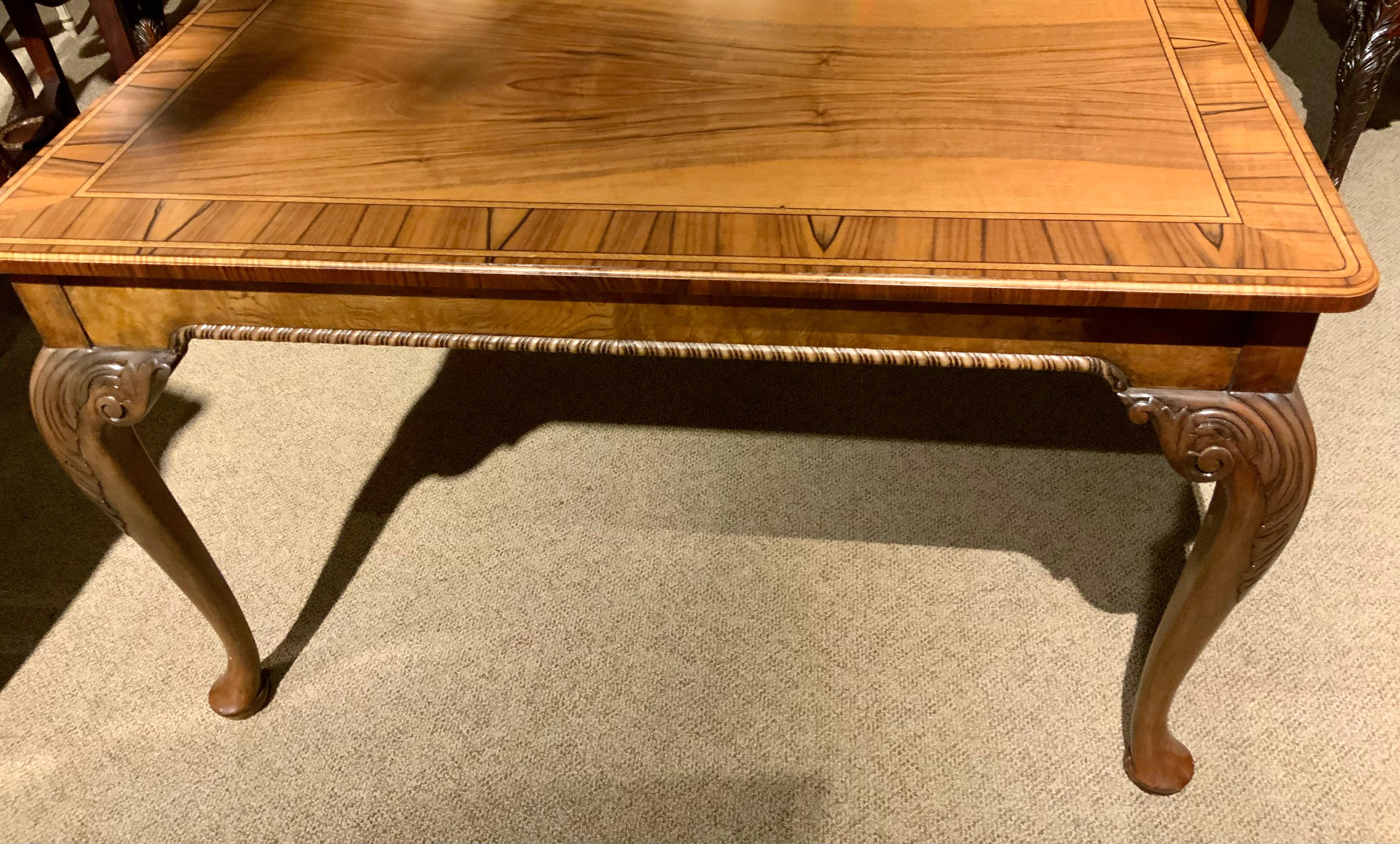 Georgian-Style Banded Walnut Dining Table For Sale 5