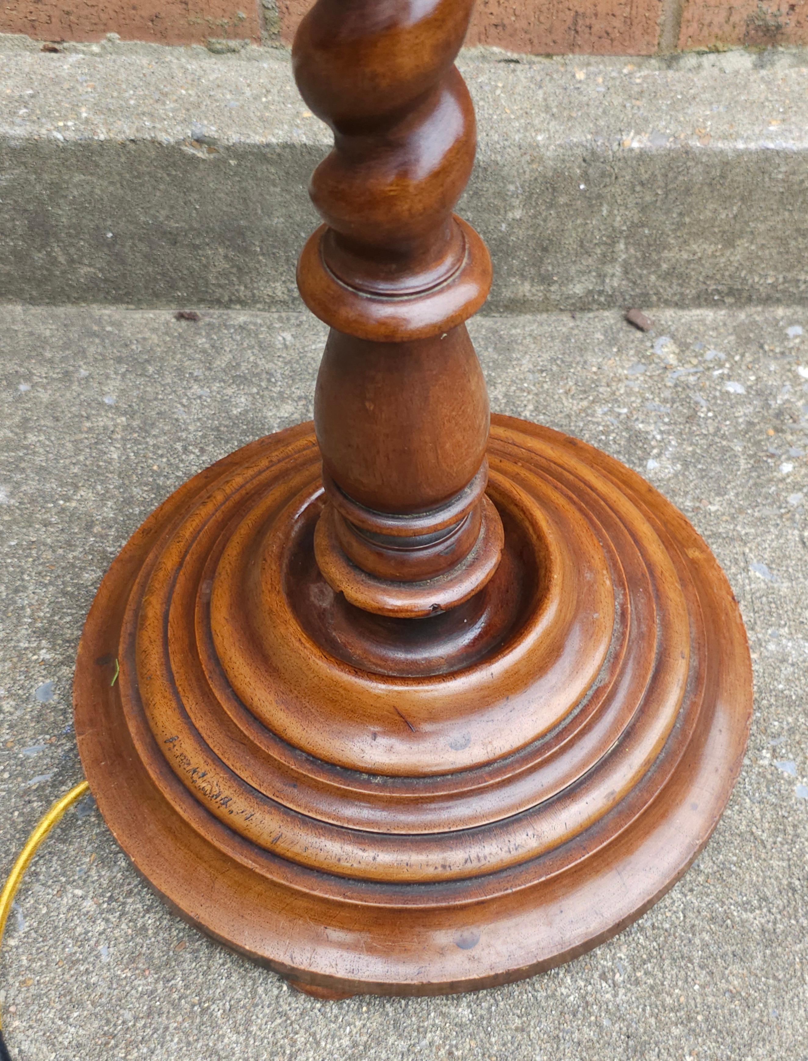 American Georgian Style Barley Twist Walnut Floor Lamp with Table For Sale