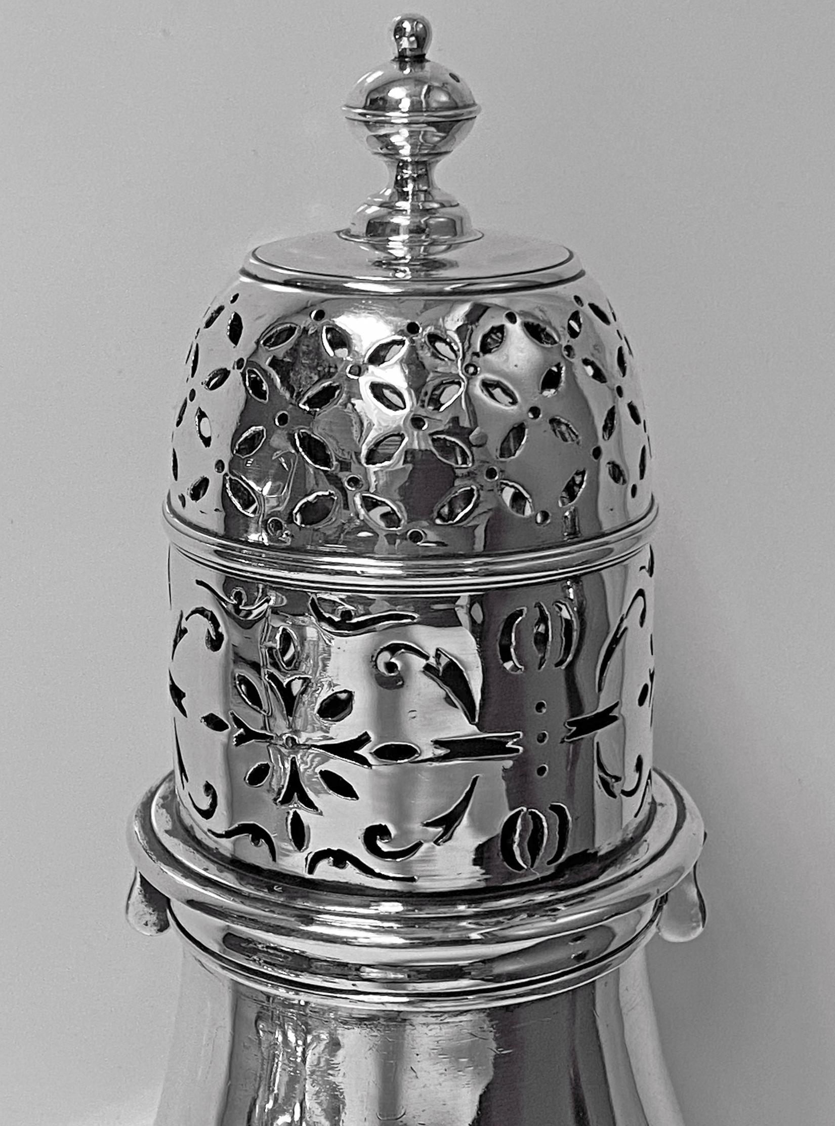 English Georgian Style Britannia Standard Silver Caster Muffineer London 1909 C.S.Harris