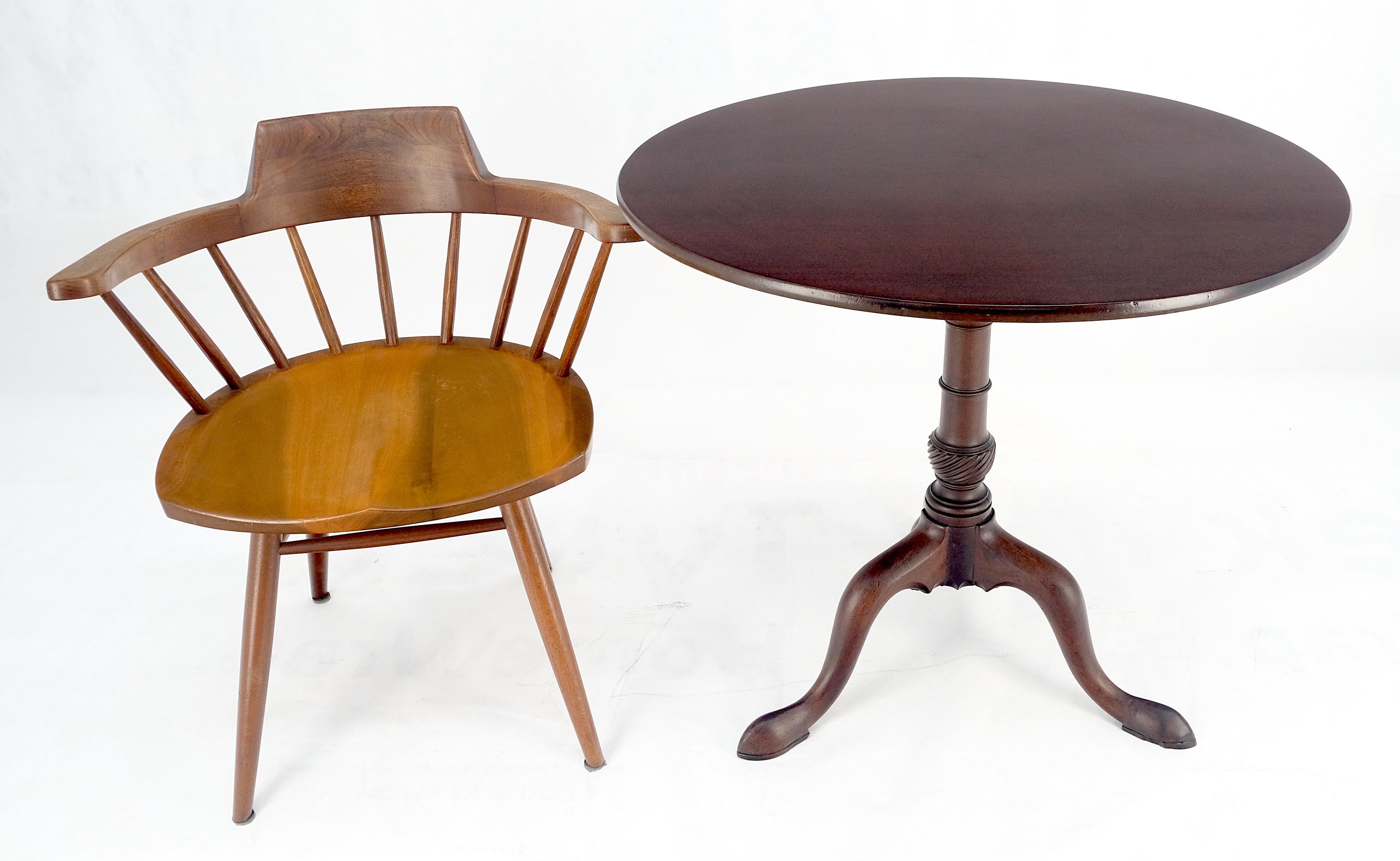 Georgian Style Carved Mahogany Tripod Base Tilt Top Carved Lamp Breakfast Table For Sale 3