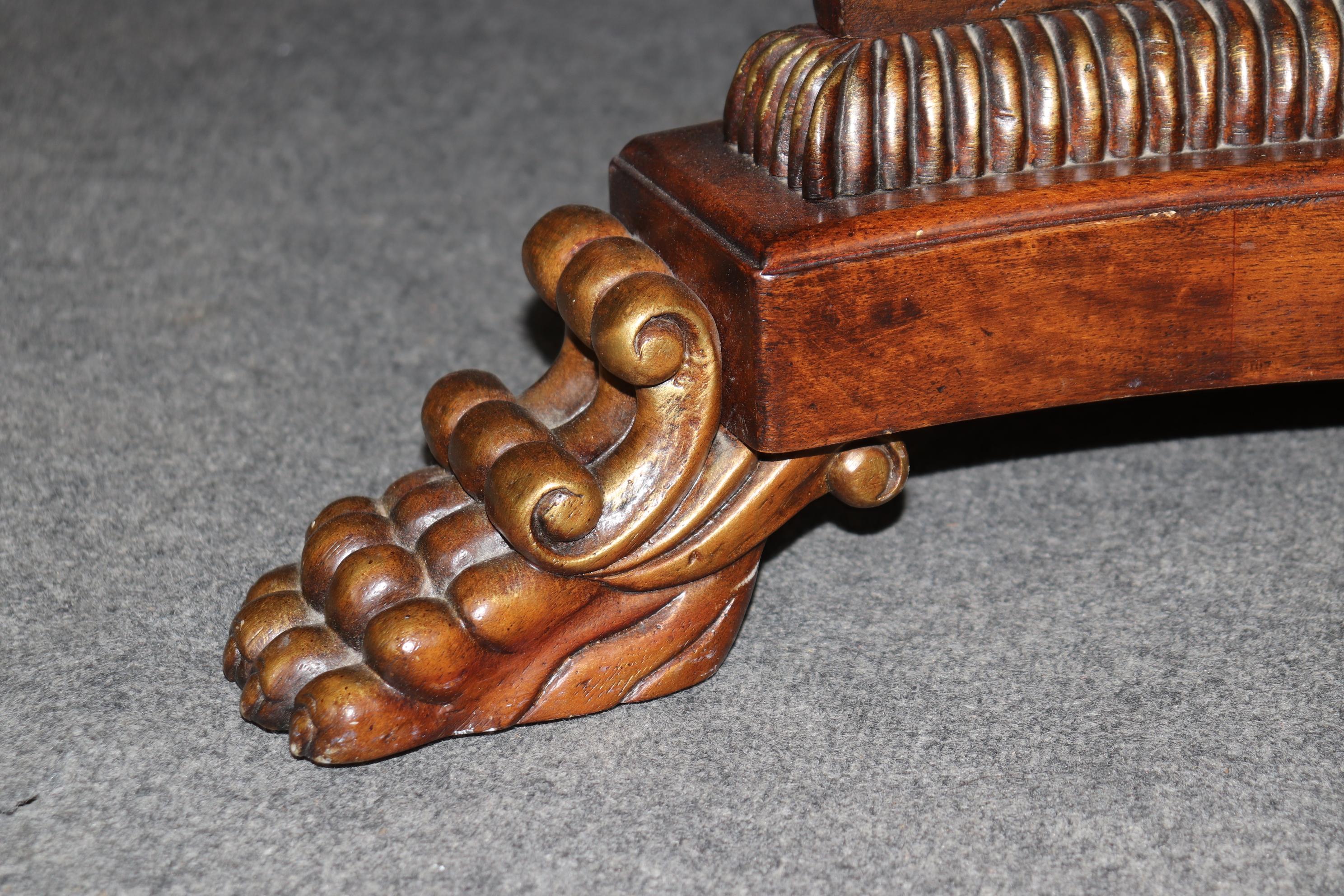 Maitland Smith Quality Carved Georgian Style Center Table With Gold Gilt Accents For Sale 4