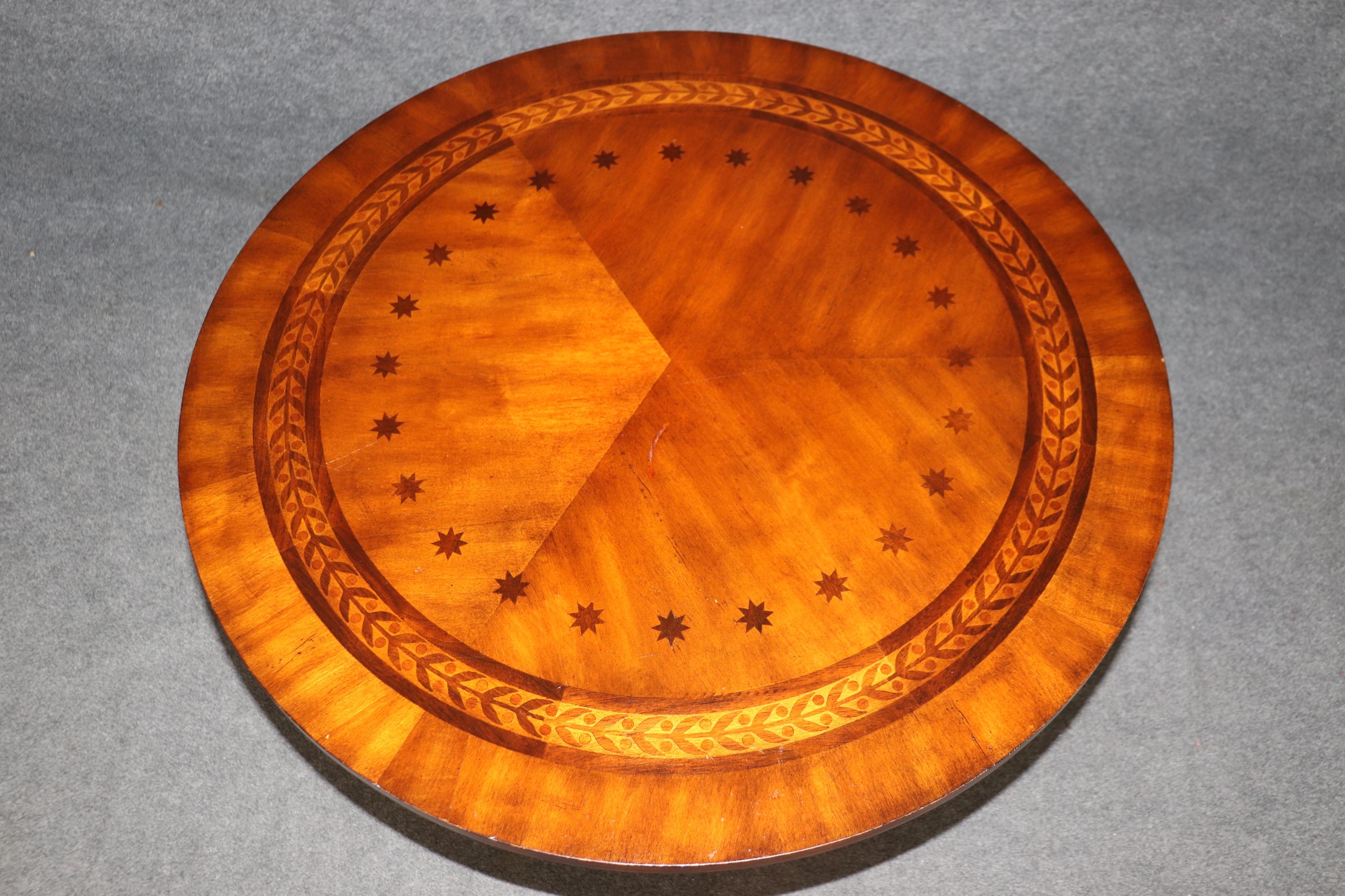 20th Century Maitland Smith Quality Carved Georgian Style Center Table With Gold Gilt Accents For Sale