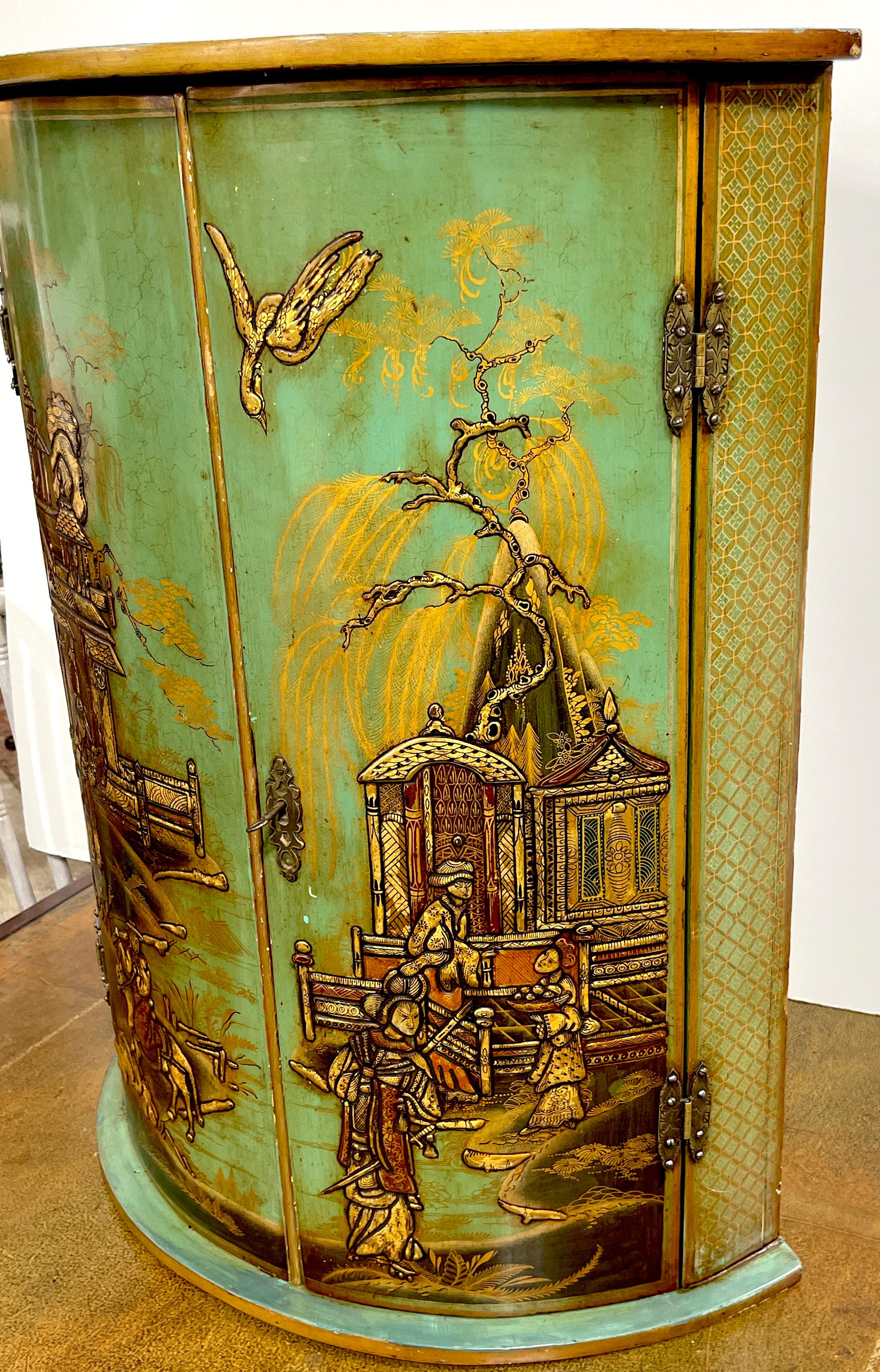 English Georgian Style Chinoiserie Olive-Green Lacquered Blind Door Corner Cupboard For Sale