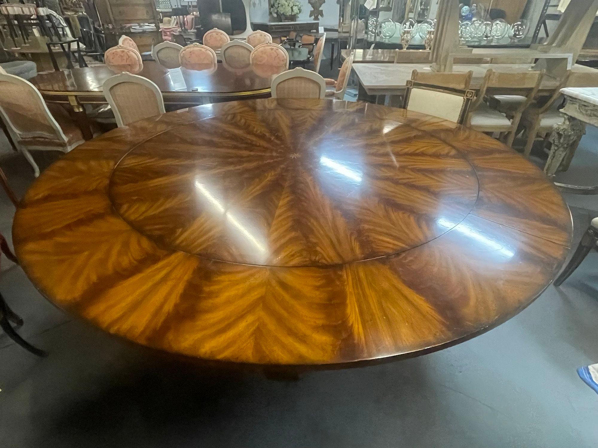 Georgian Style Circular Sunburst Center Table, Flame Mahogany, Expandable 14