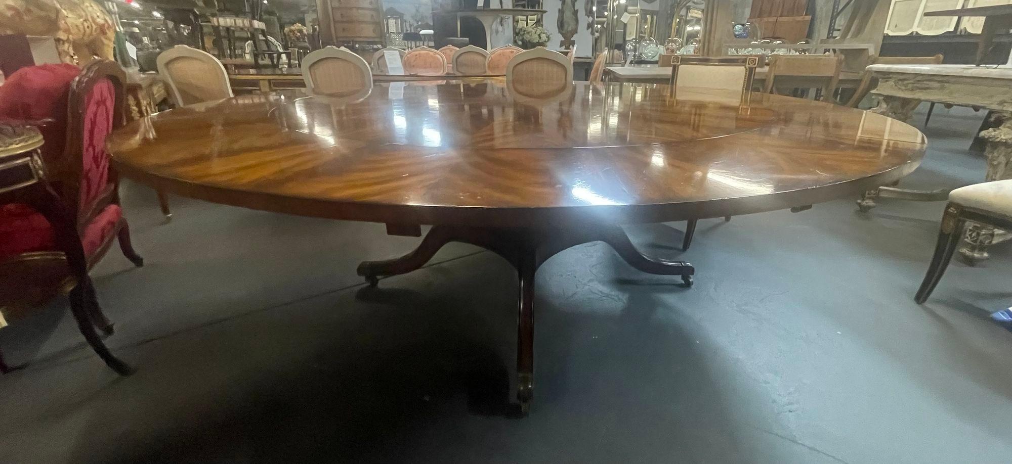 Georgian Style Circular Sunburst Center Table, Flame Mahogany, Expandable 14