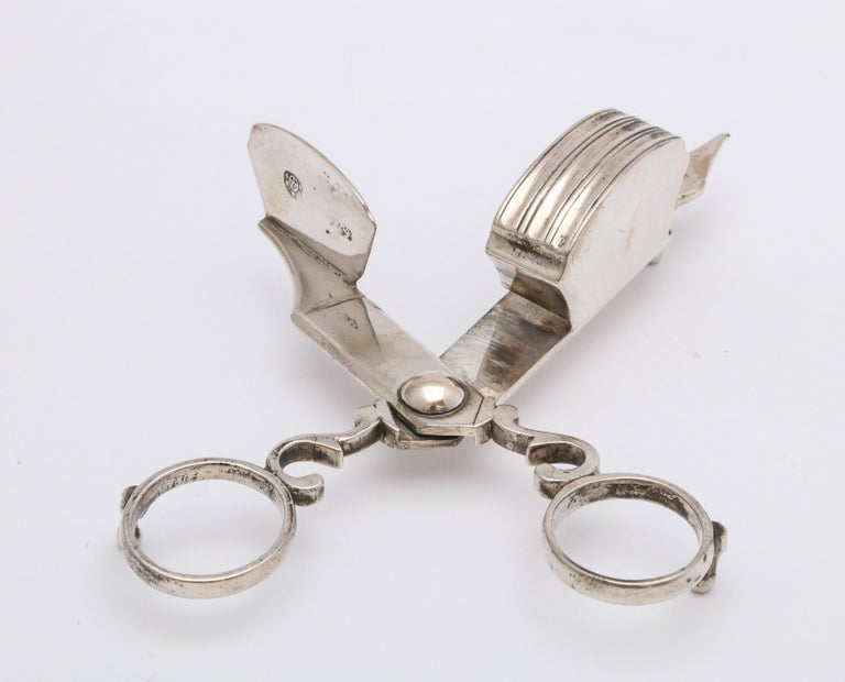 Georgian-Style Continental Silver '.800' Austrian Candle Wick Cutter or Snuffer For Sale 4