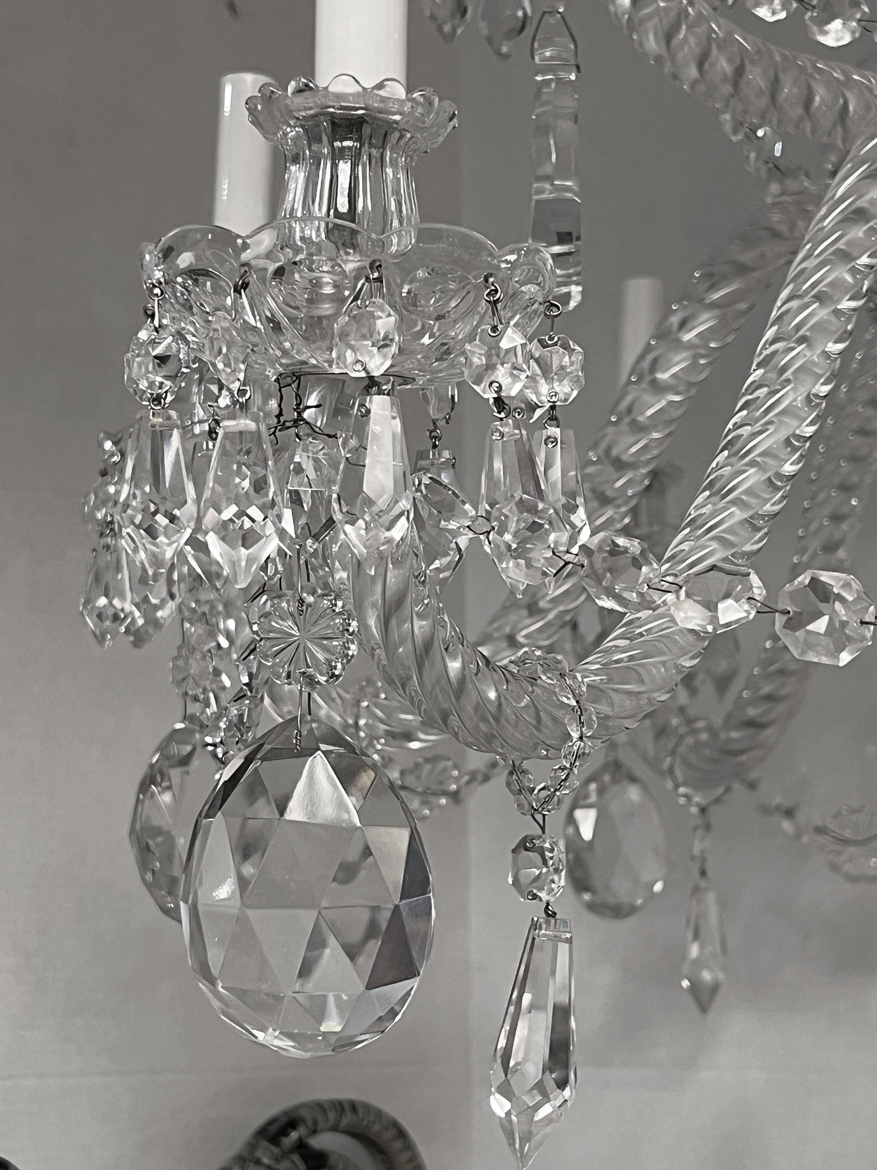 Georgian style Crystal Electrified 12 Light Chandelier For Sale 7