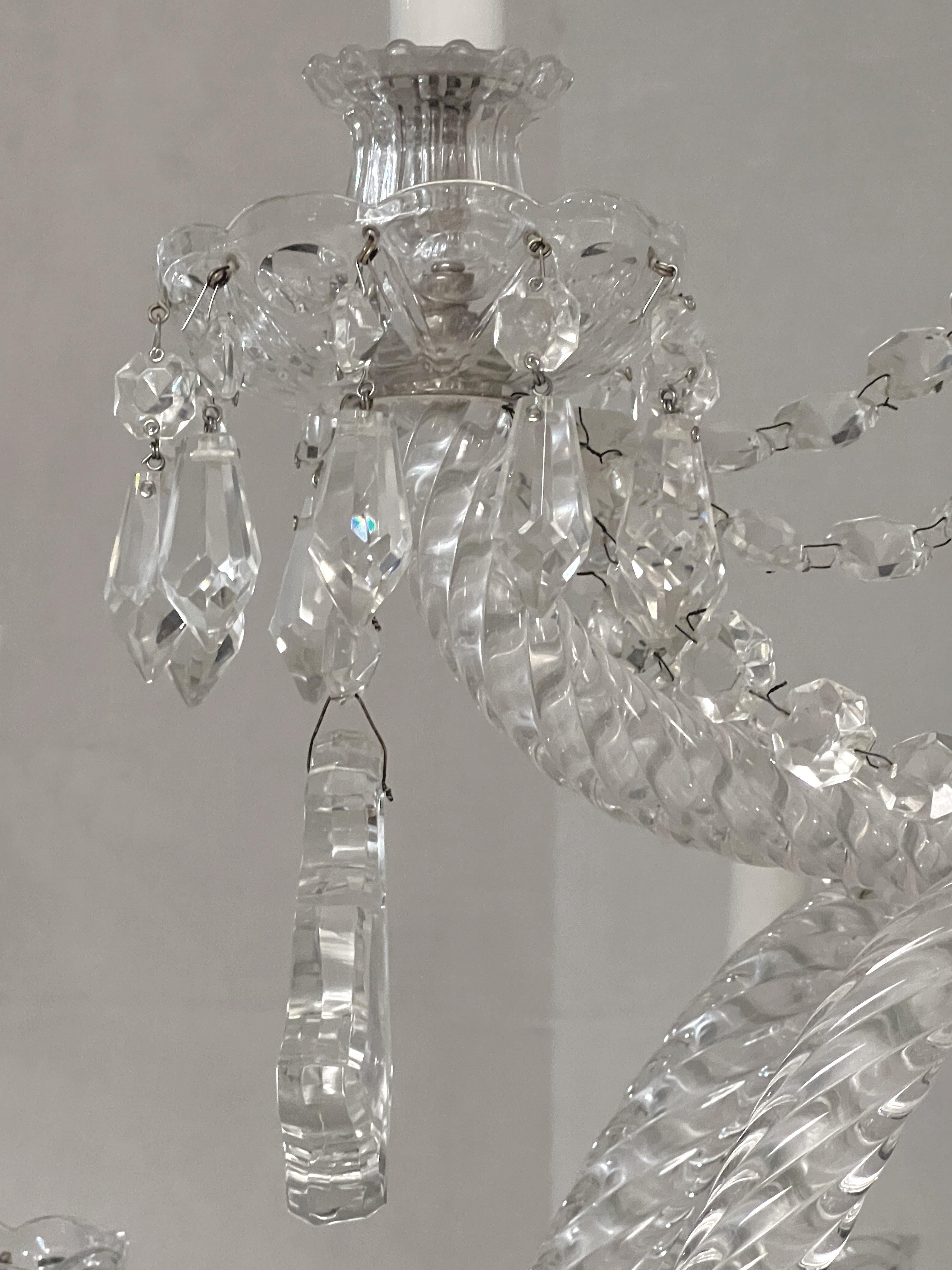 Georgian style Crystal Electrified 12 Light Chandelier For Sale 8