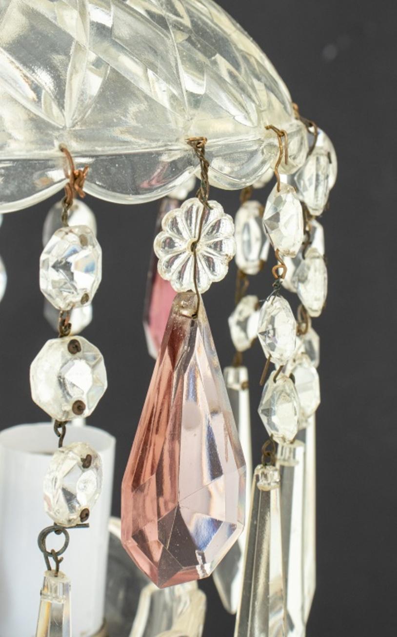 Glockenlaterne aus geschliffenem Glas im georgianischen Stil mit drei Leuchten im Zustand „Gut“ im Angebot in New York, NY